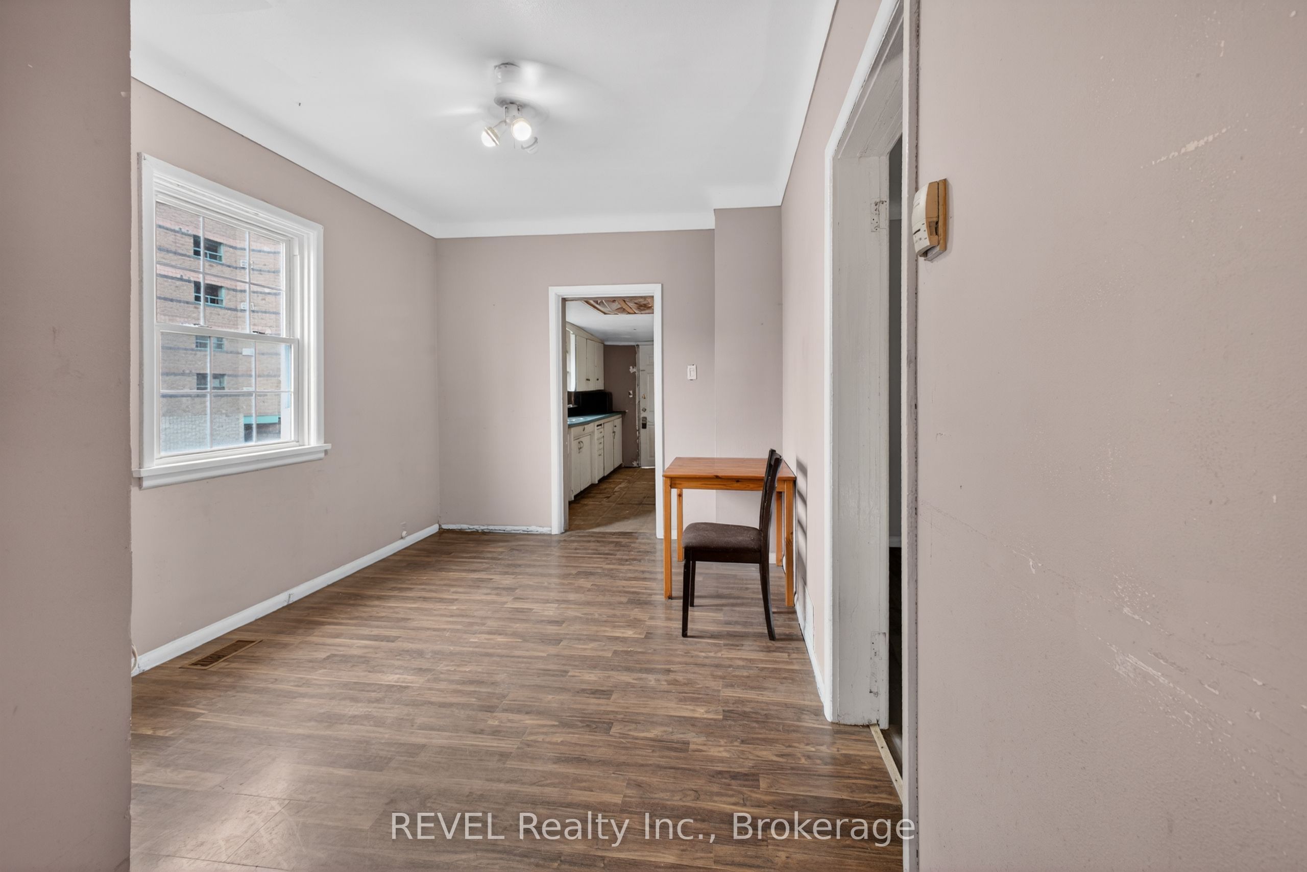 64 Division Street, St. Catharines, ON L2R 3G6 photo 5