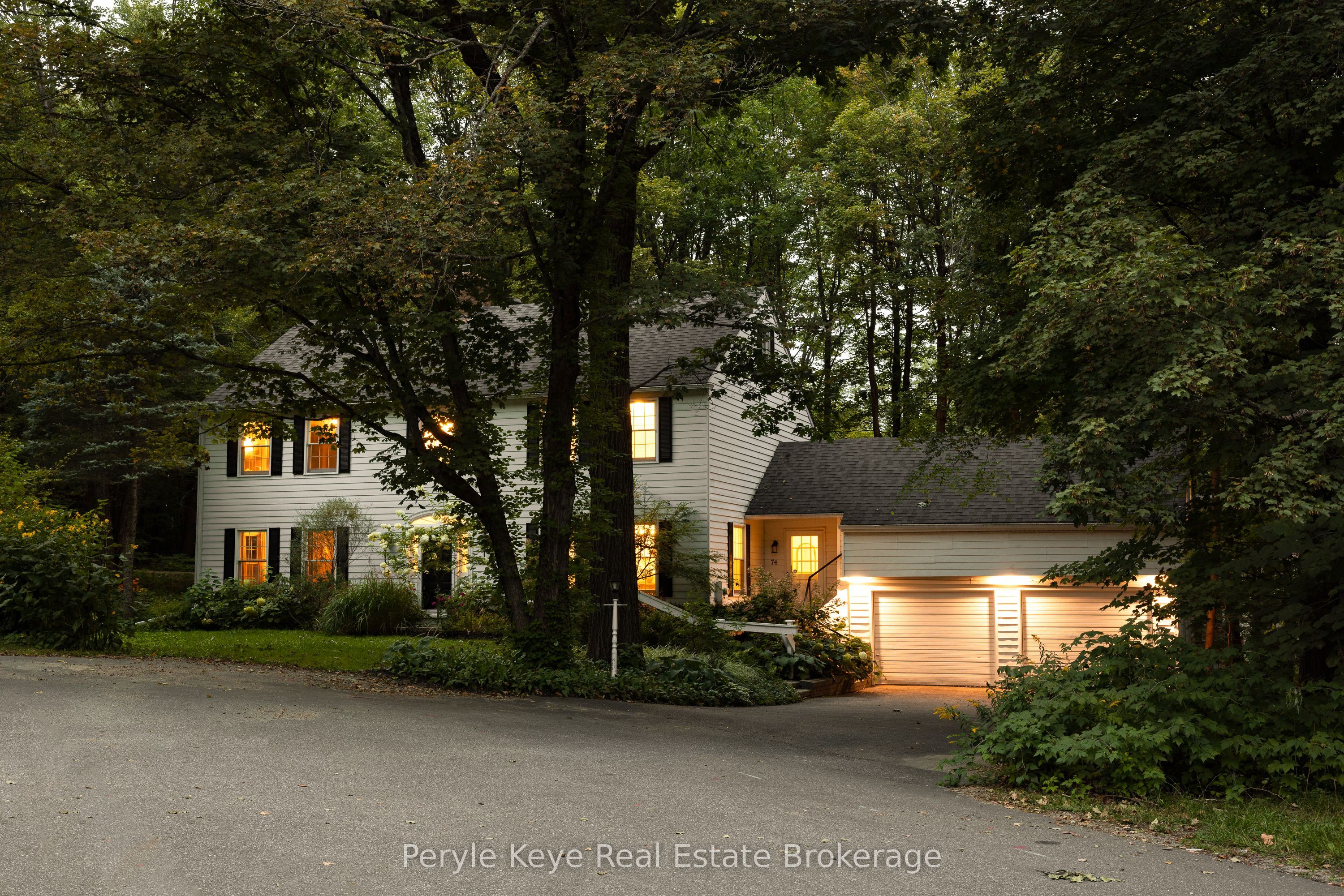 74 Woodland Drive, Bracebridge, ON P1L 1M2