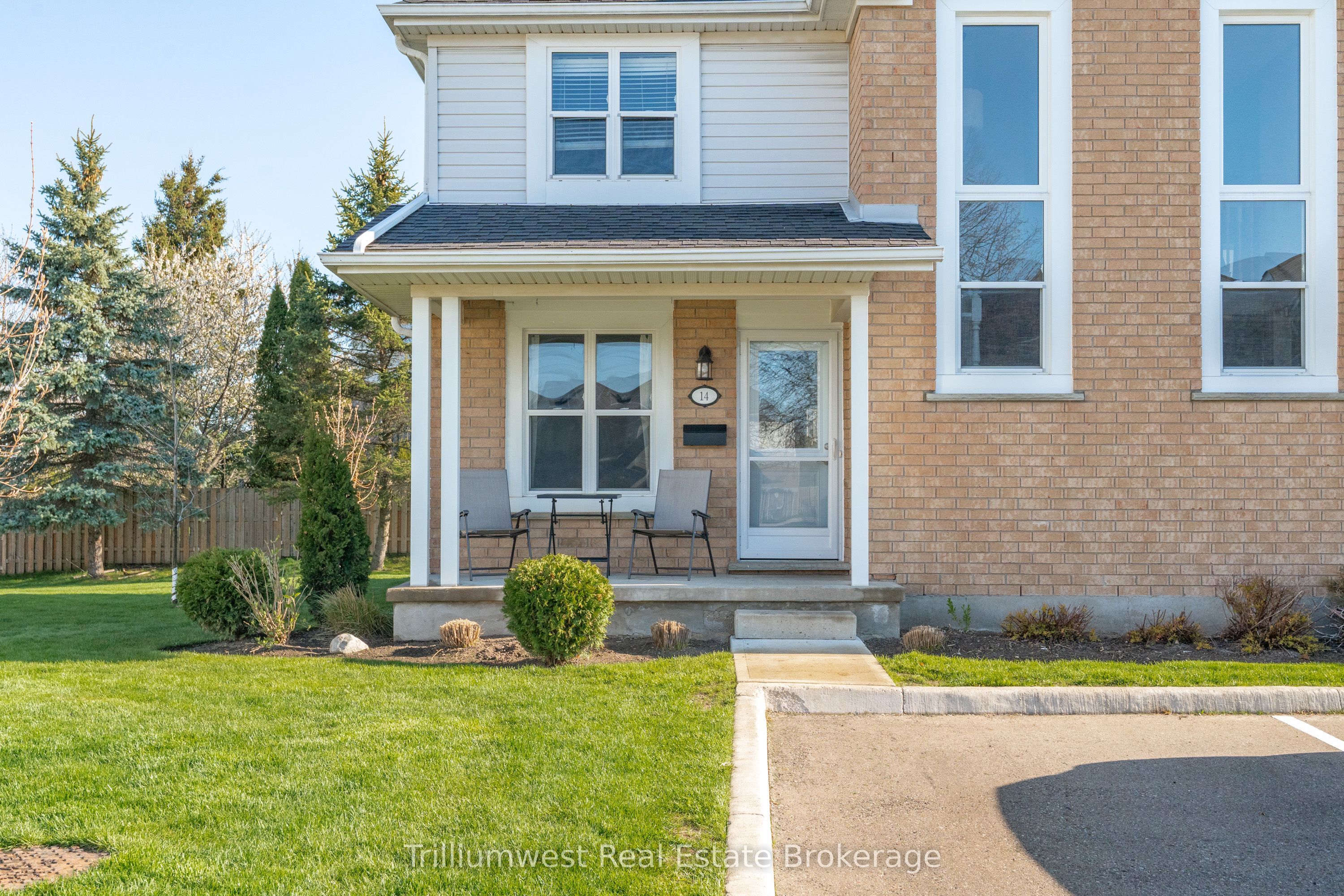 426 Grange Road 14, Guelph, ON N1E 7E4 photo 2