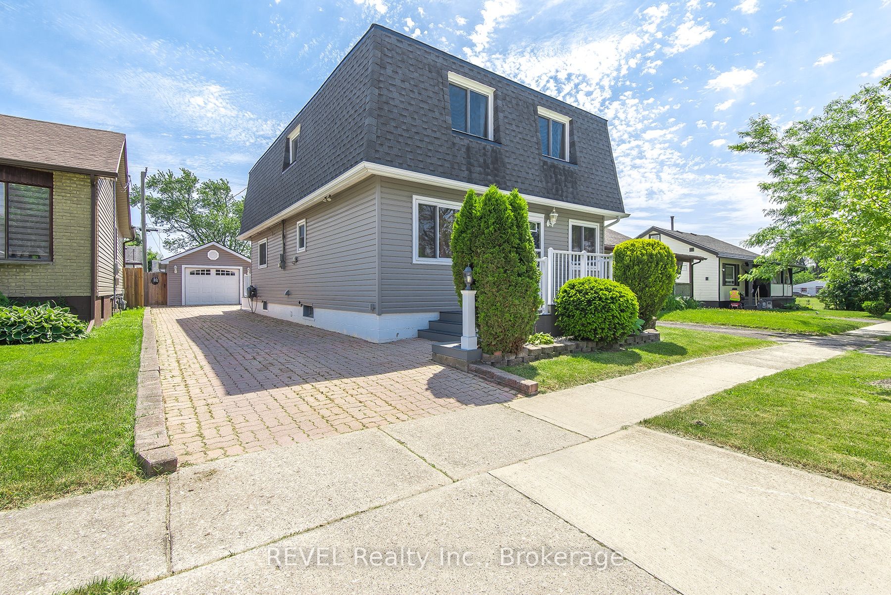 373 Hennepin Avenue, Welland, ON L3B 4T4 photo 2