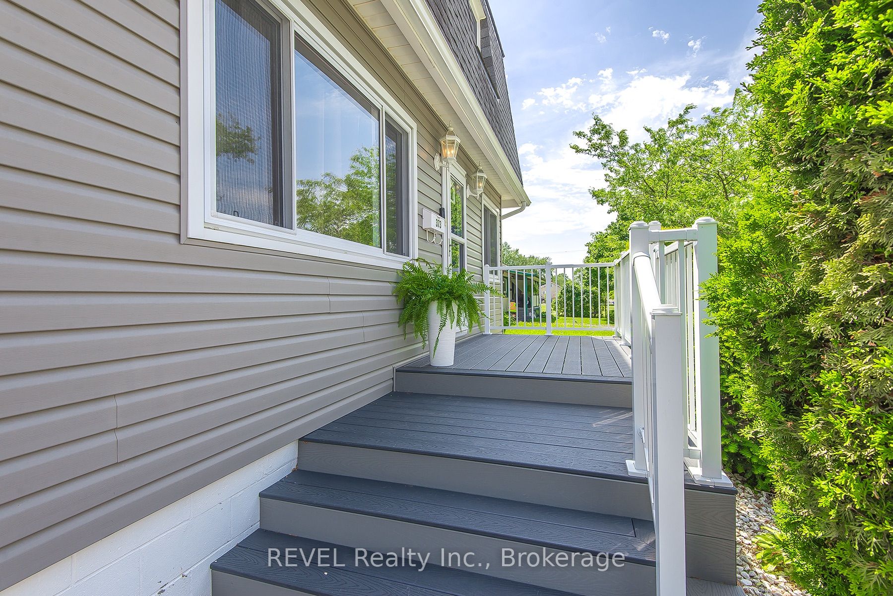 373 Hennepin Avenue, Welland, ON L3B 4T4 photo 3
