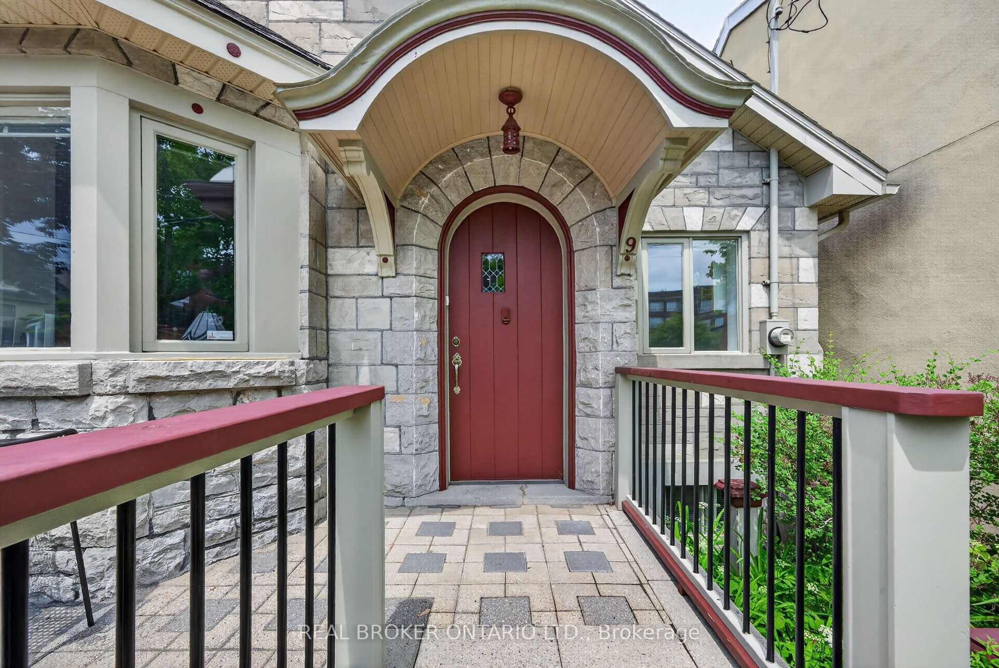 9 Graham Avenue, Glebe - Ottawa East and Area, ON K1S 0B6 photo 5
