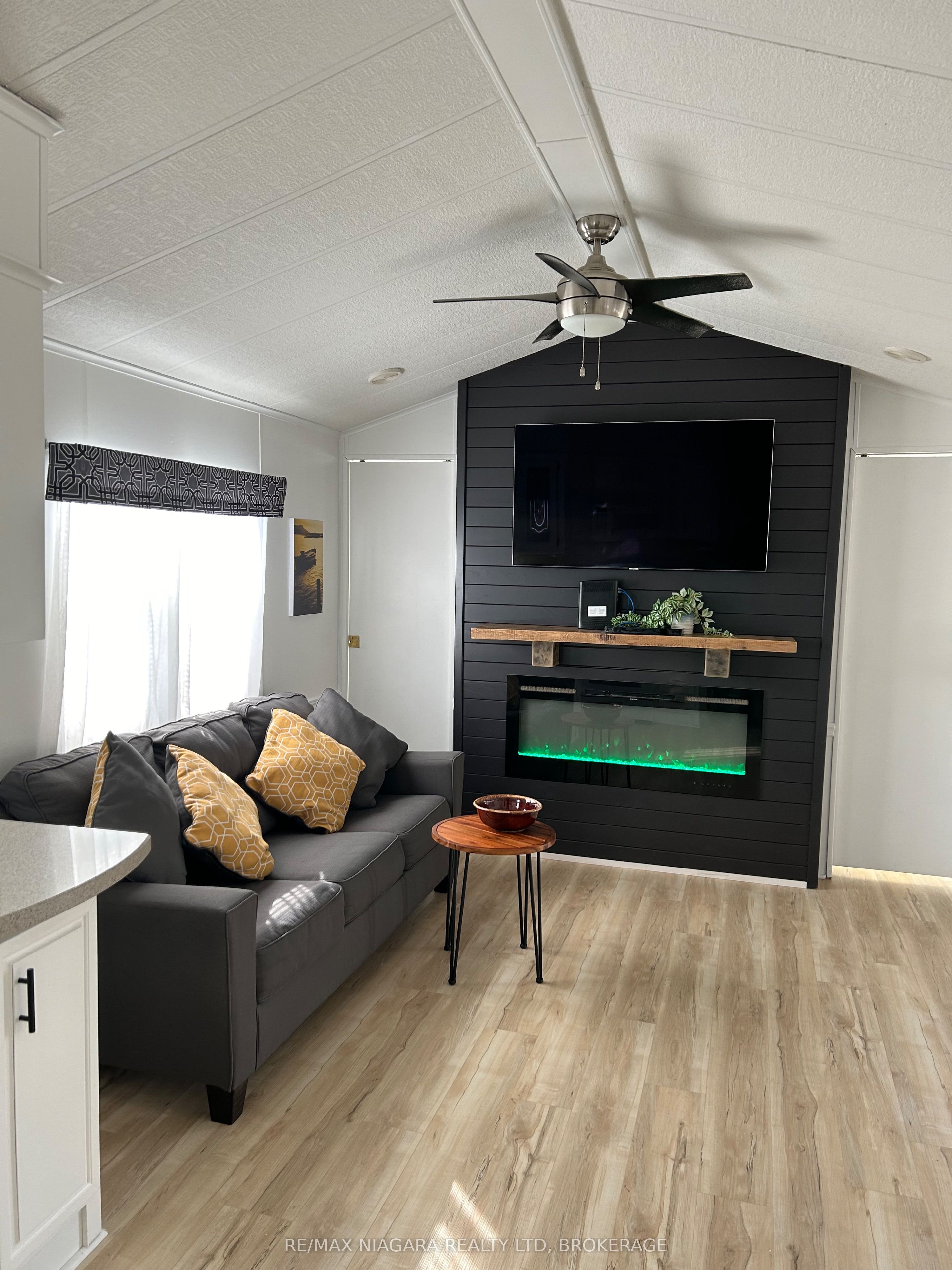48 Quarry View Village, Port Colborne, ON L0S 1R0 photo 4