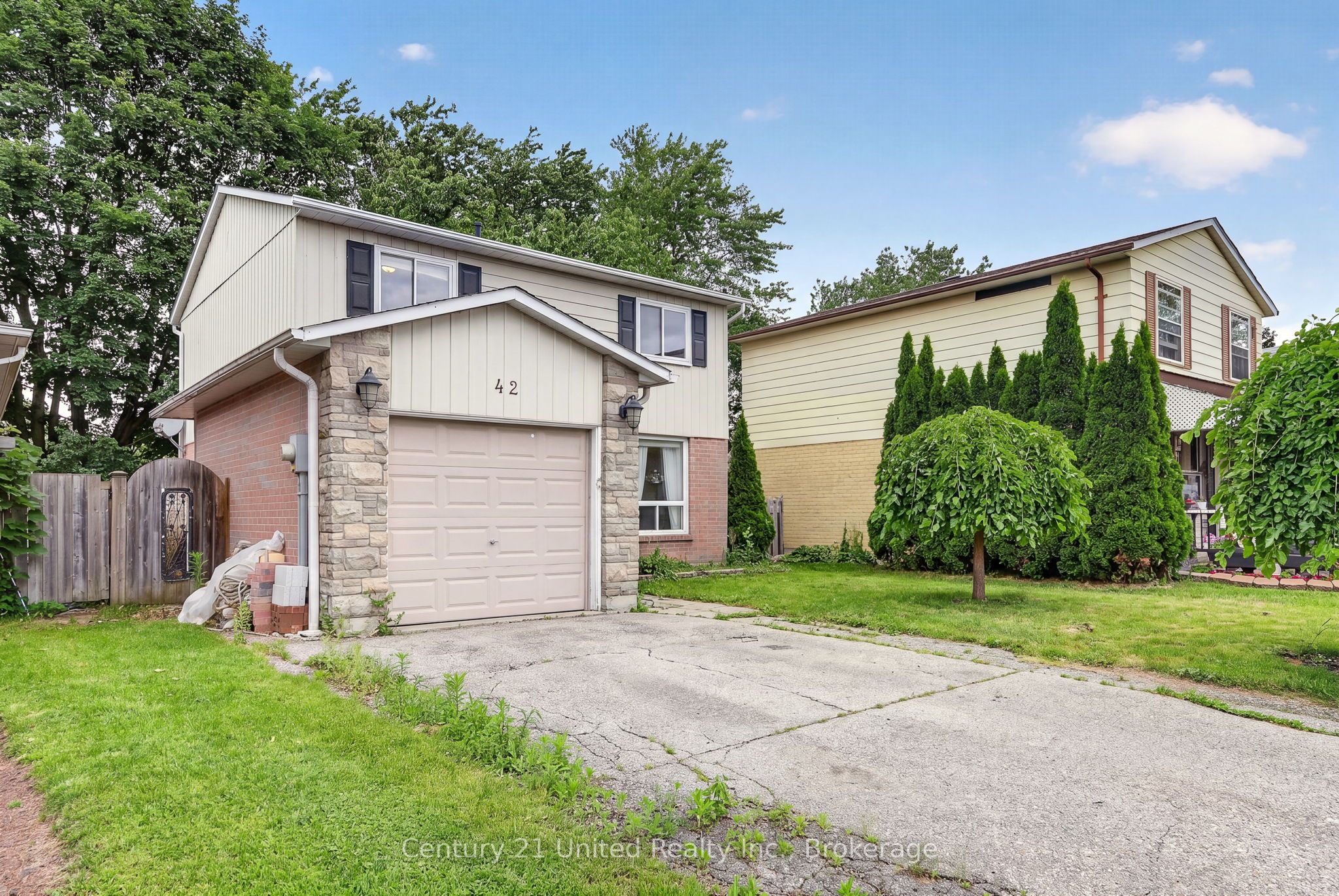 42 Peacock Boulevard, Port Hope, ON L1A 2X4 photo 2