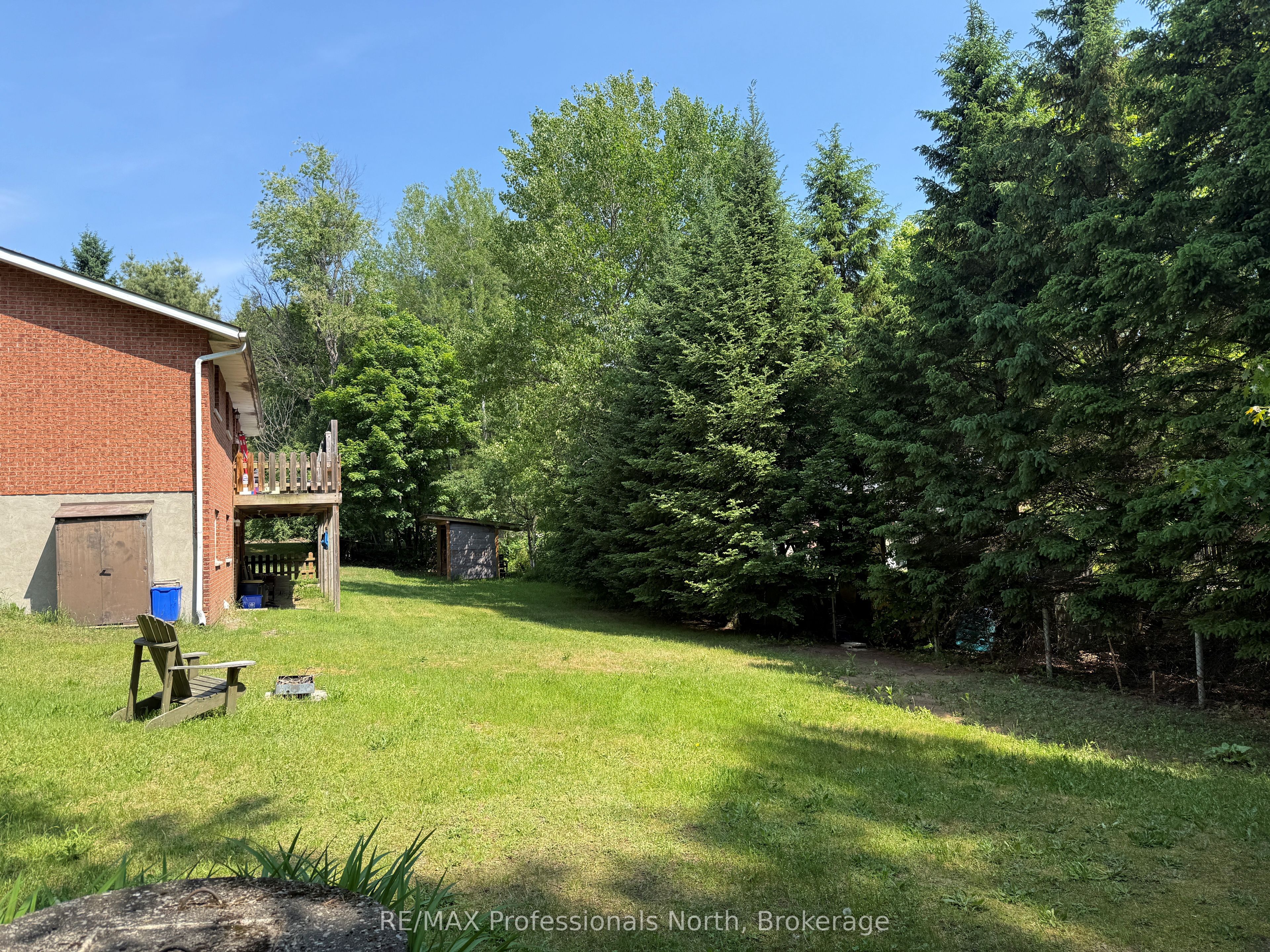 37 Spruce Drive S, Huntsville, ON P0B 1L0 photo 5