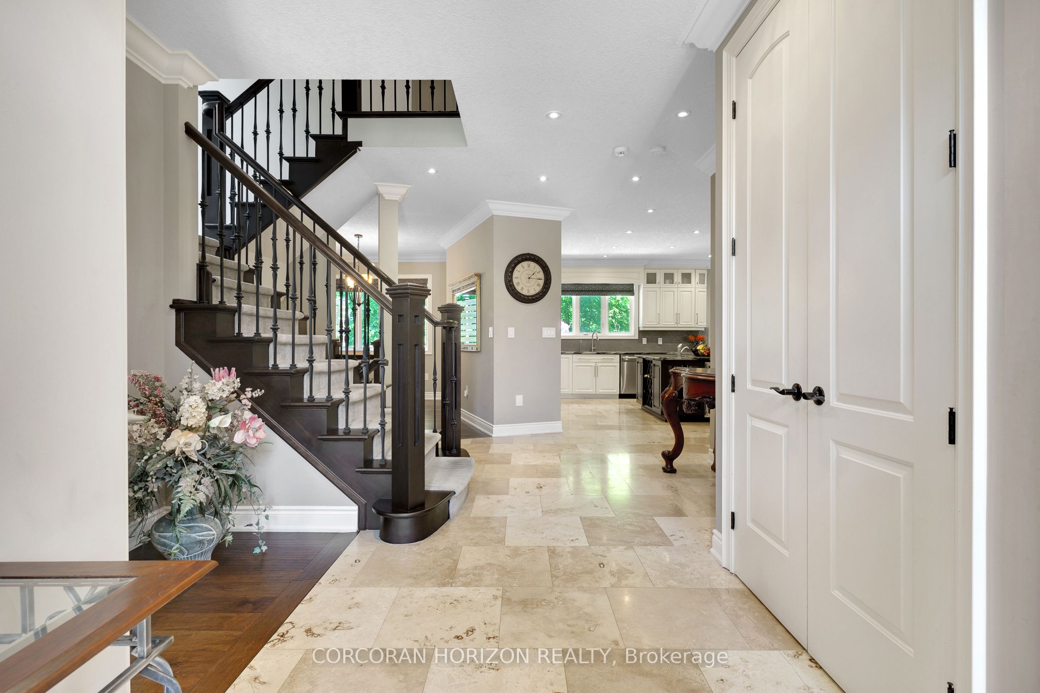258 Edgewater Crescent 8, Kitchener, ON N2A 4M2 photo 5