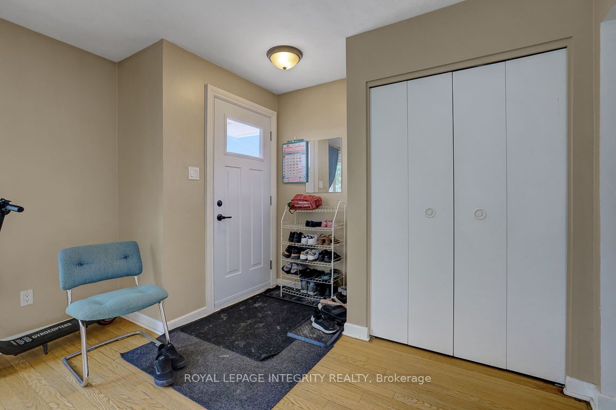 892 Baseline Road A, Cityview - Parkwoods Hills - Rideau Shore, ON K2C 0A4 photo 2