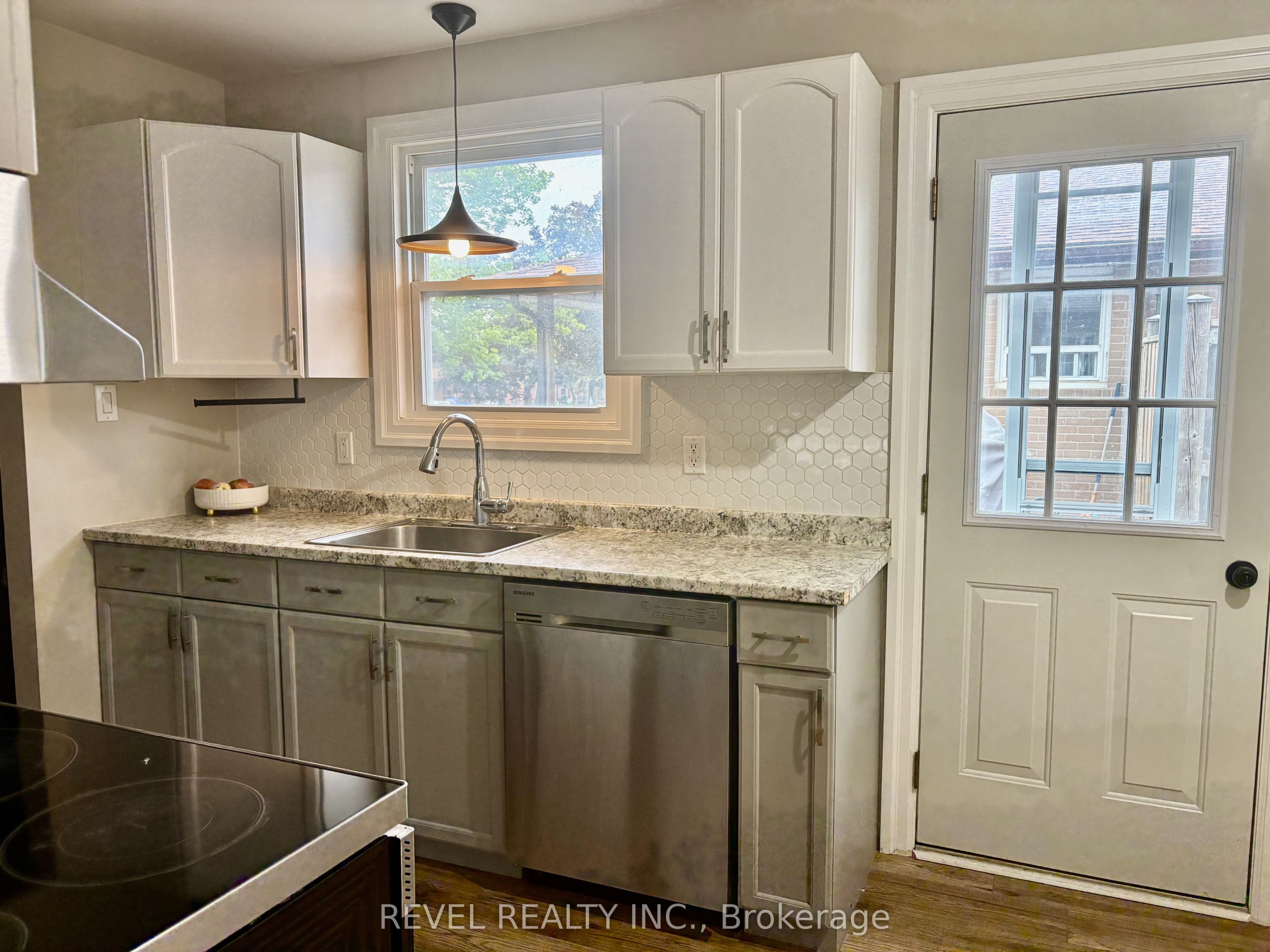 229 Simon Street, Shelburne, ON L9V 2Y3 photo 4