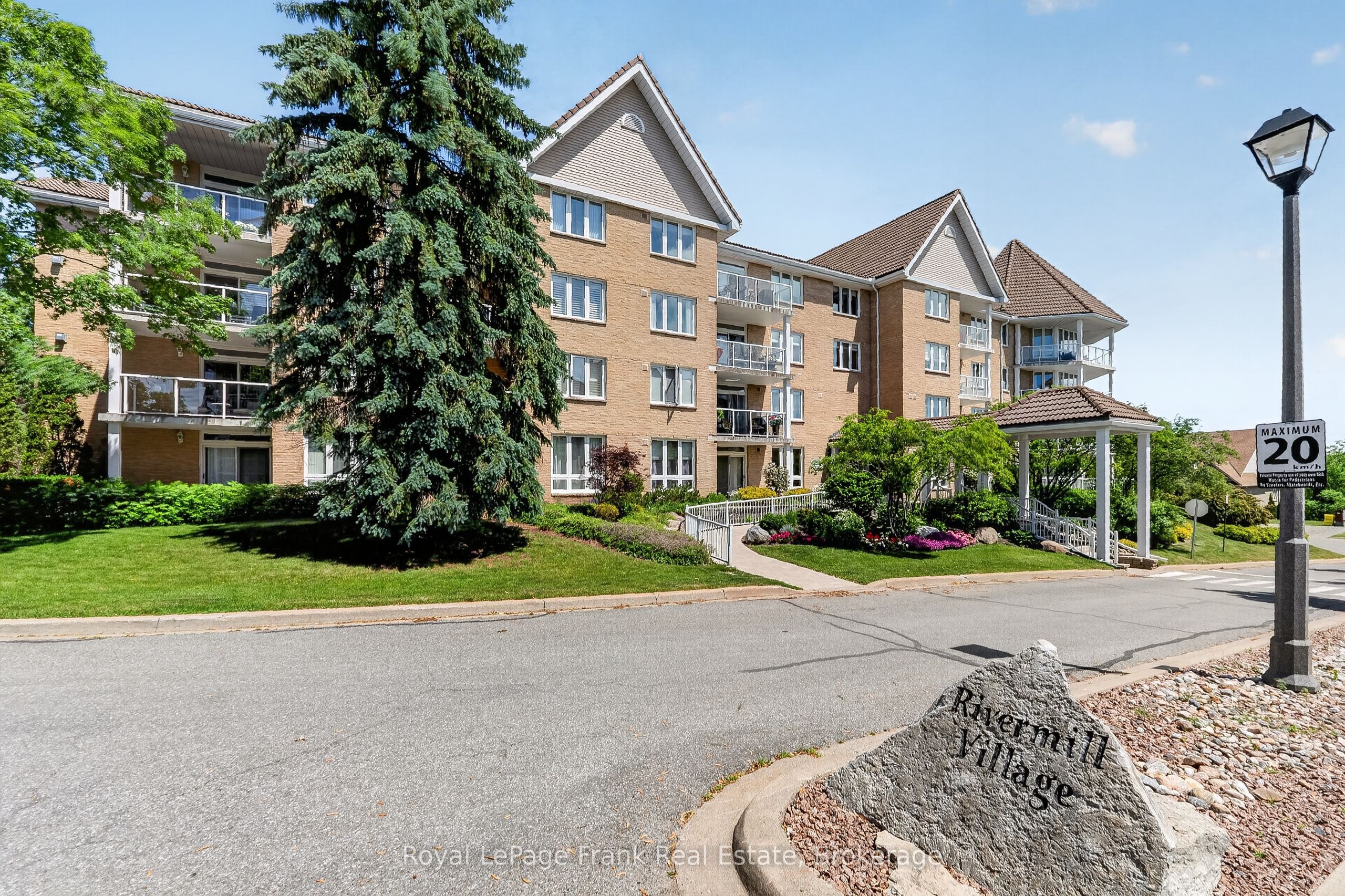 51 Rivermill Boulevard 407, Kawartha Lakes, ON K9V 6K6 photo 2