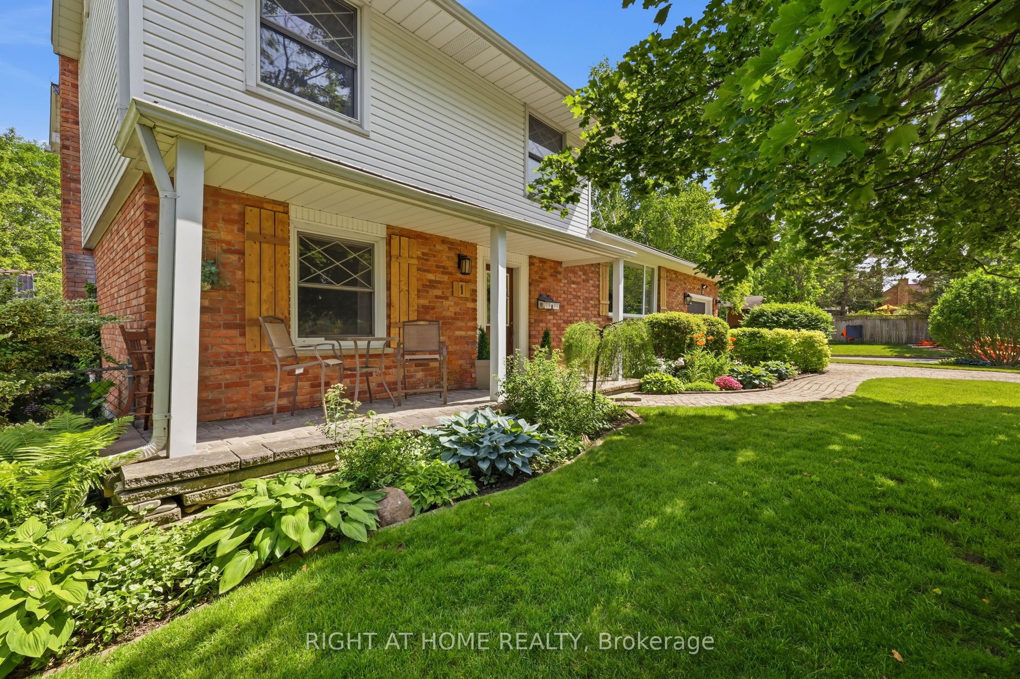 1 Jason Court, London South, ON N6J 2B9 photo 5