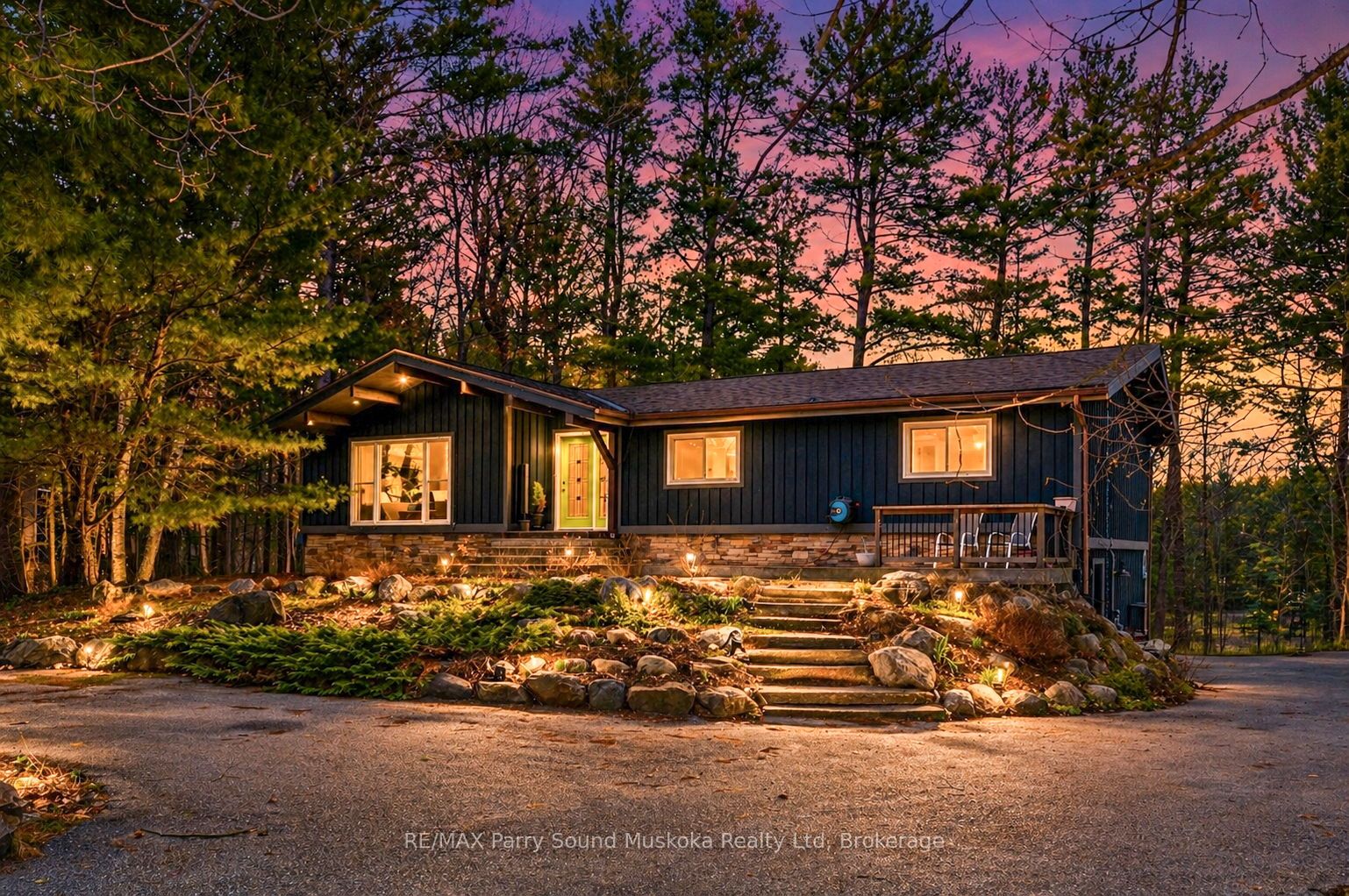 11 Brenda Avenue, Parry Sound, ON P2A 2Y9