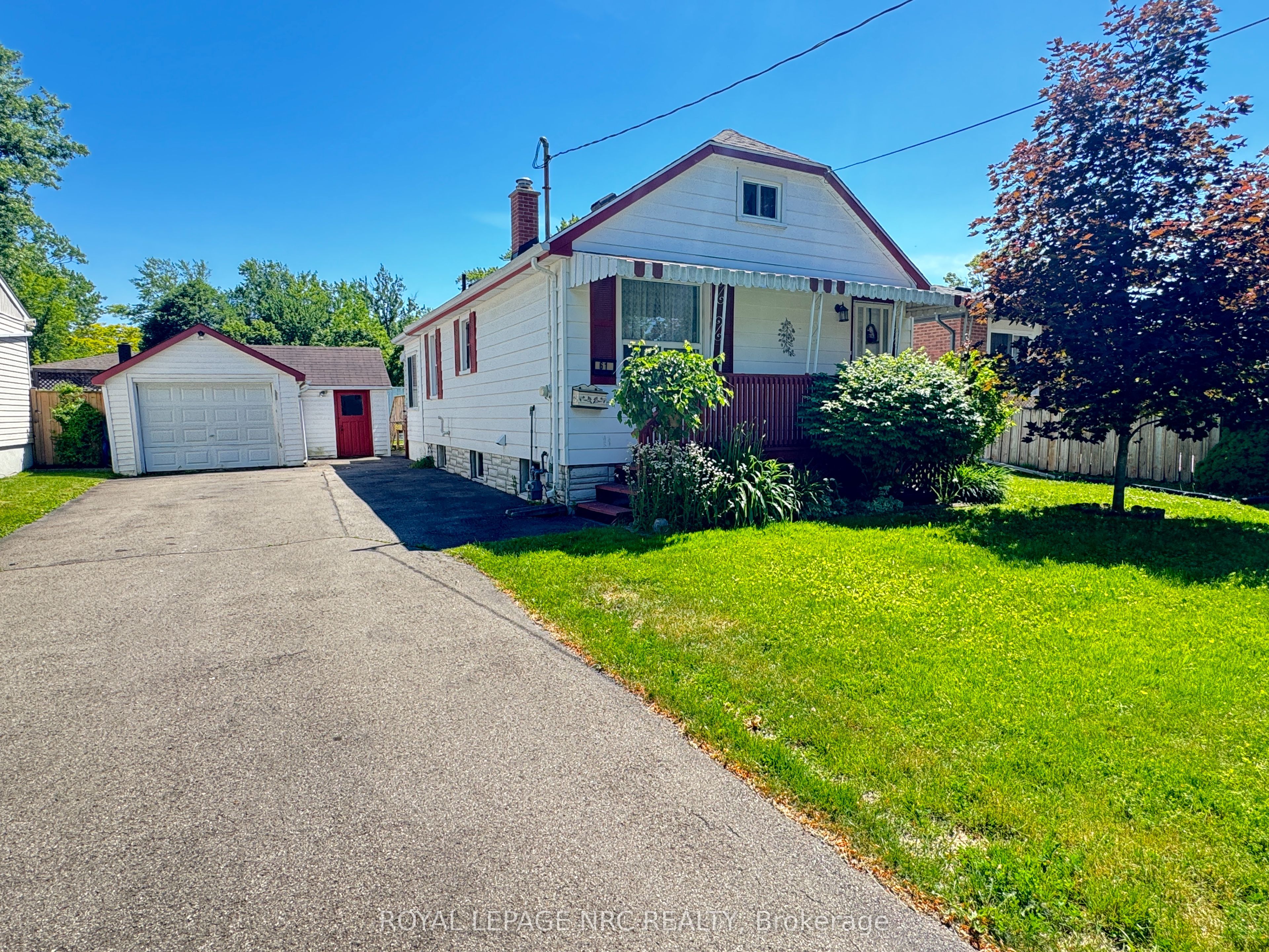 61 Hatter Avenue, Welland, ON L3C 3P4 photo 2