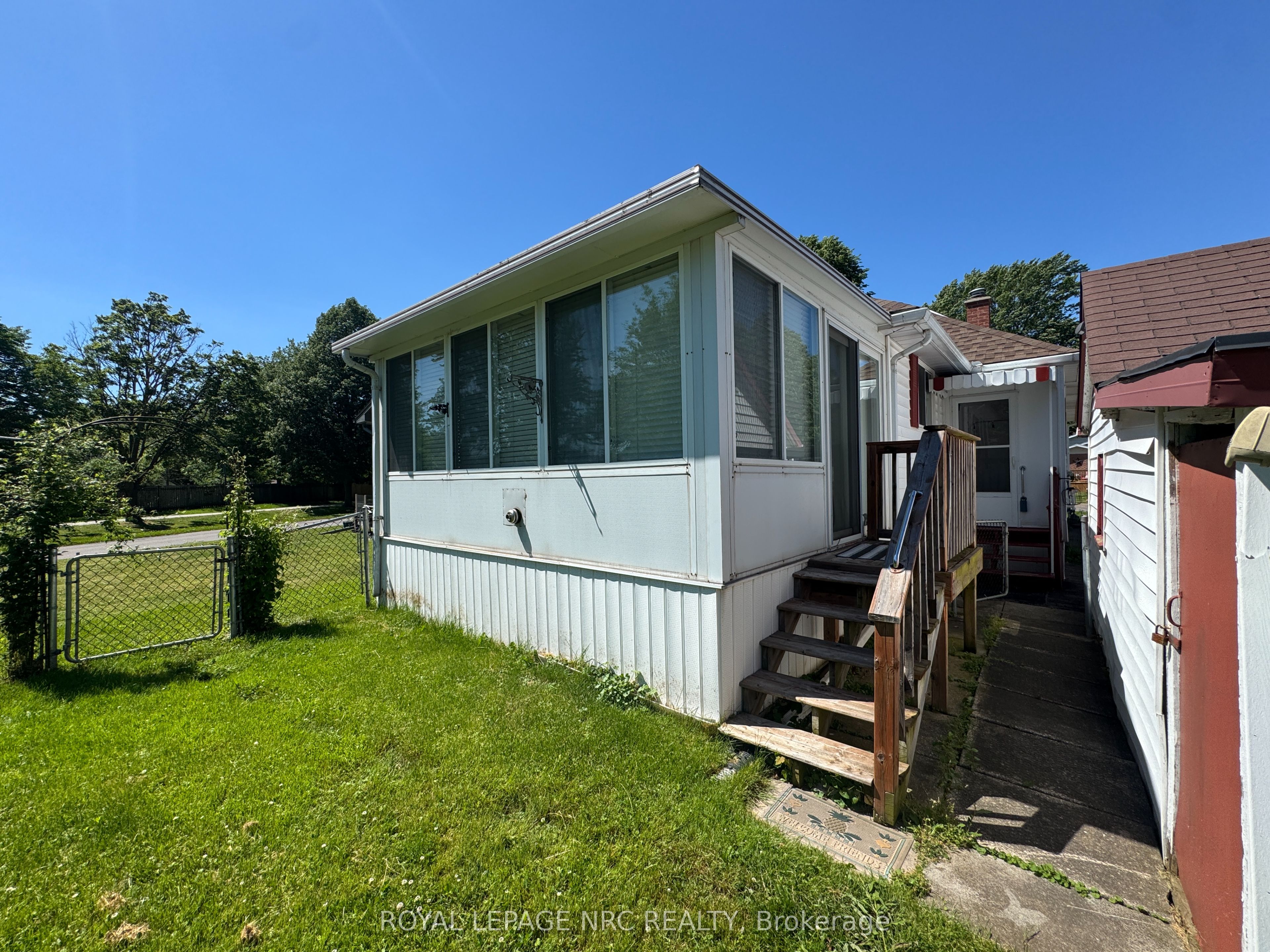61 Hatter Avenue, Welland, ON L3C 3P4 photo 5
