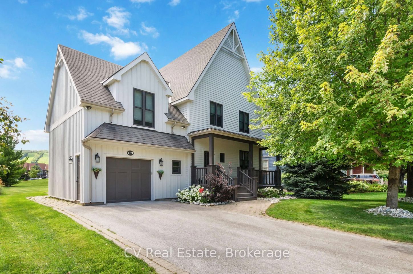 159 Snowbridge Way, Blue Mountains, ON L9Y 0V1 photo 2