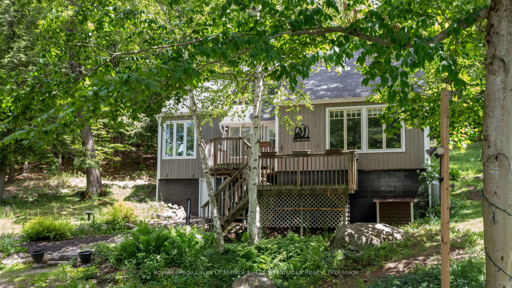 1037 Foreman Road, Muskoka Lakes, ON P0B 1J0 photo 2