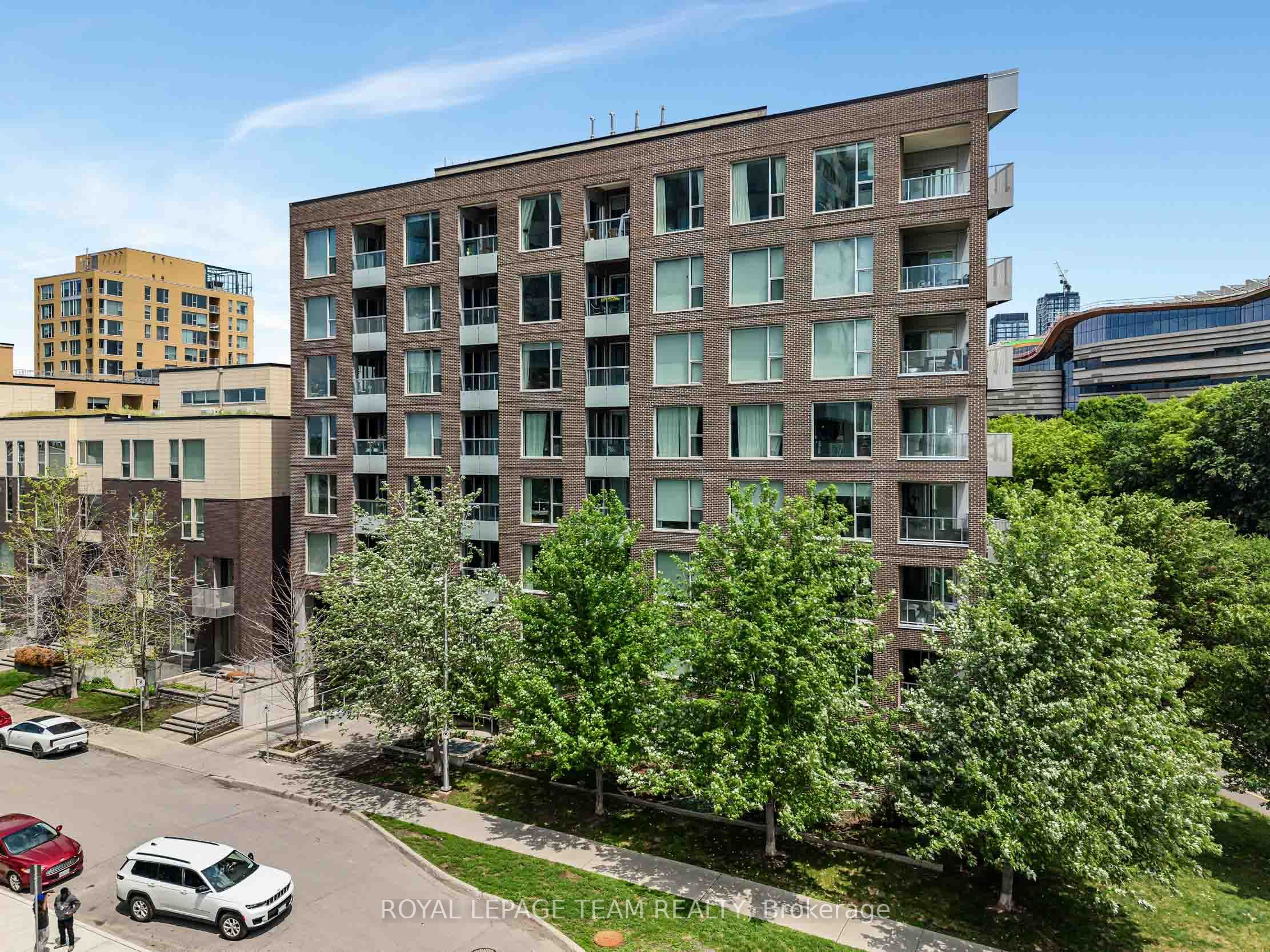 300C Lett Street 324, West Centre Town, ON K1R 0A8 photo 3
