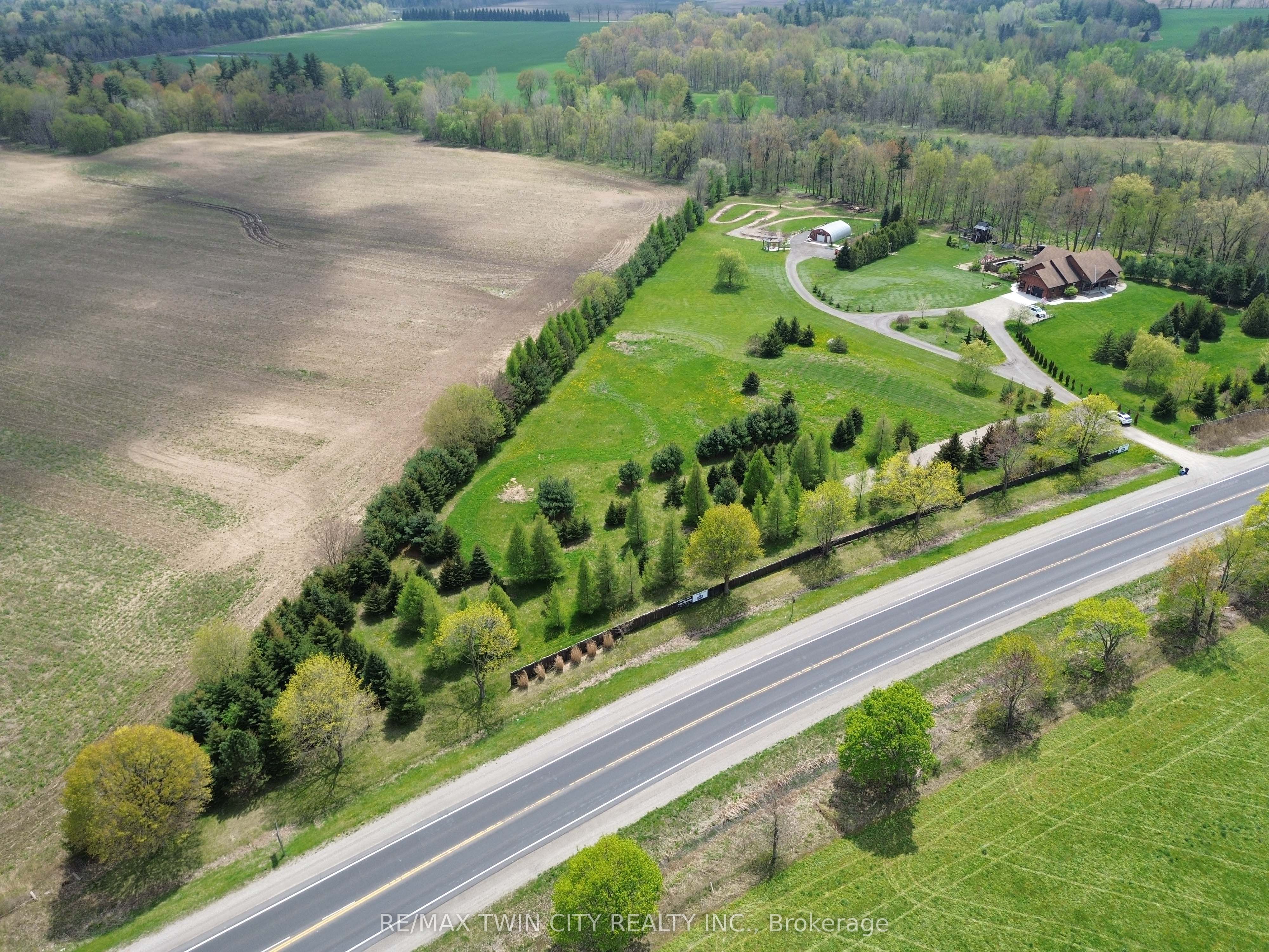 38A Highway 24, Brant, ON N0E 1R0 photo 2
