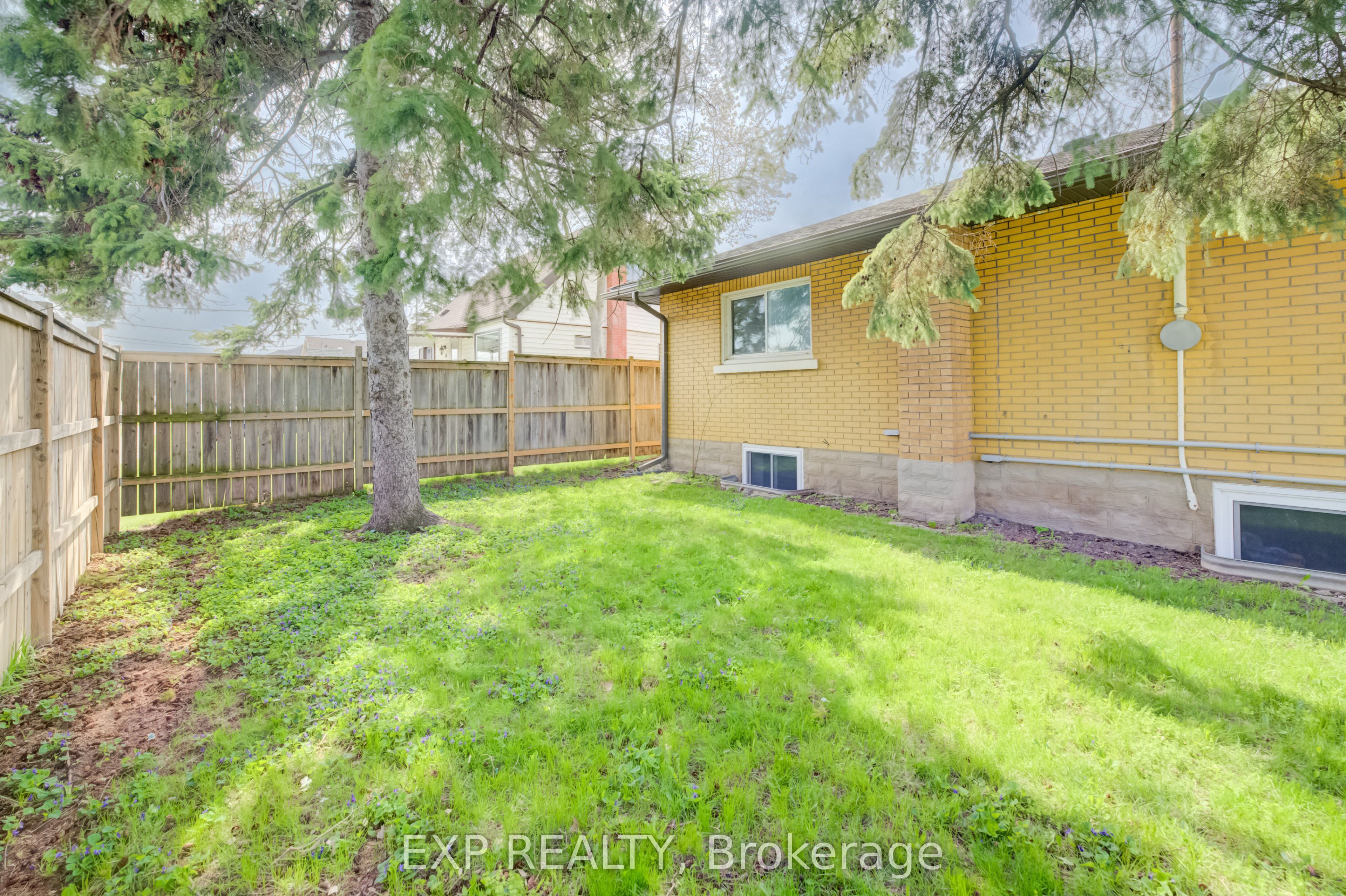361 Prospect Avenue, Kitchener, ON N2A 1C9 photo 2