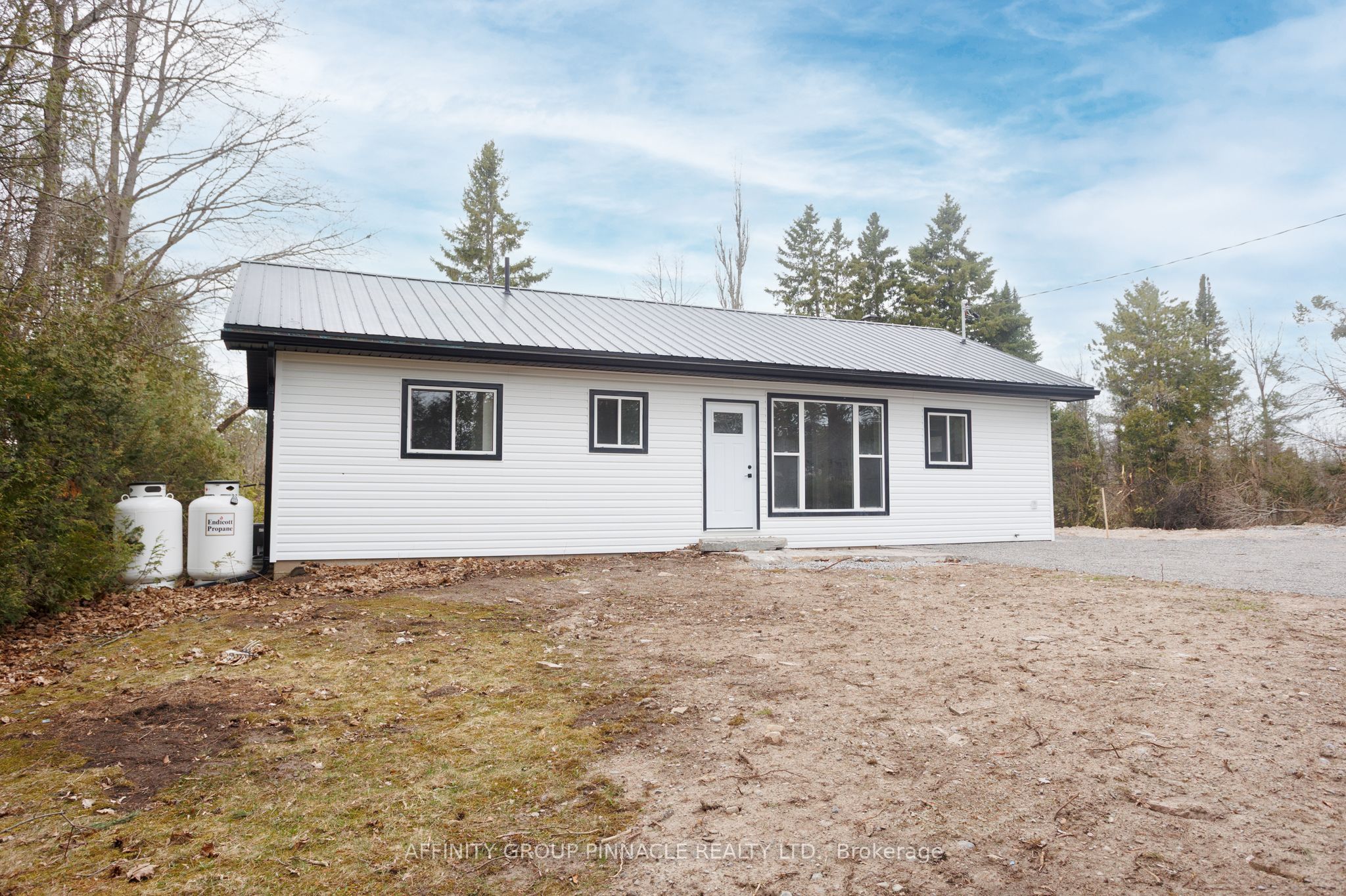 100 Reid Street, Kawartha Lakes, ON K0M 1A0 photo 3
