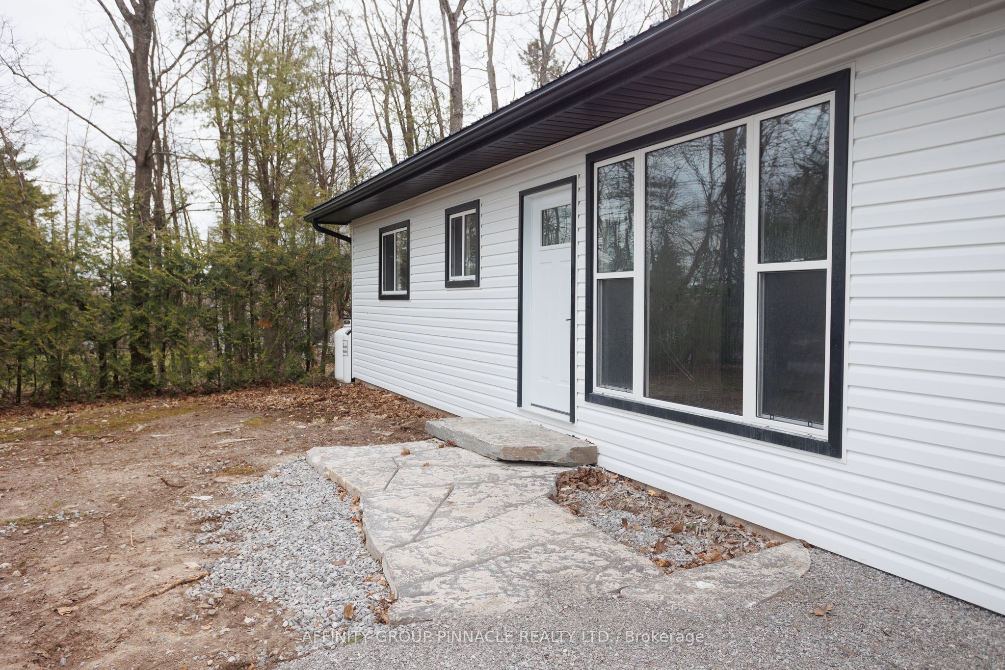 100 Reid Street, Kawartha Lakes, ON K0M 1A0 photo 5