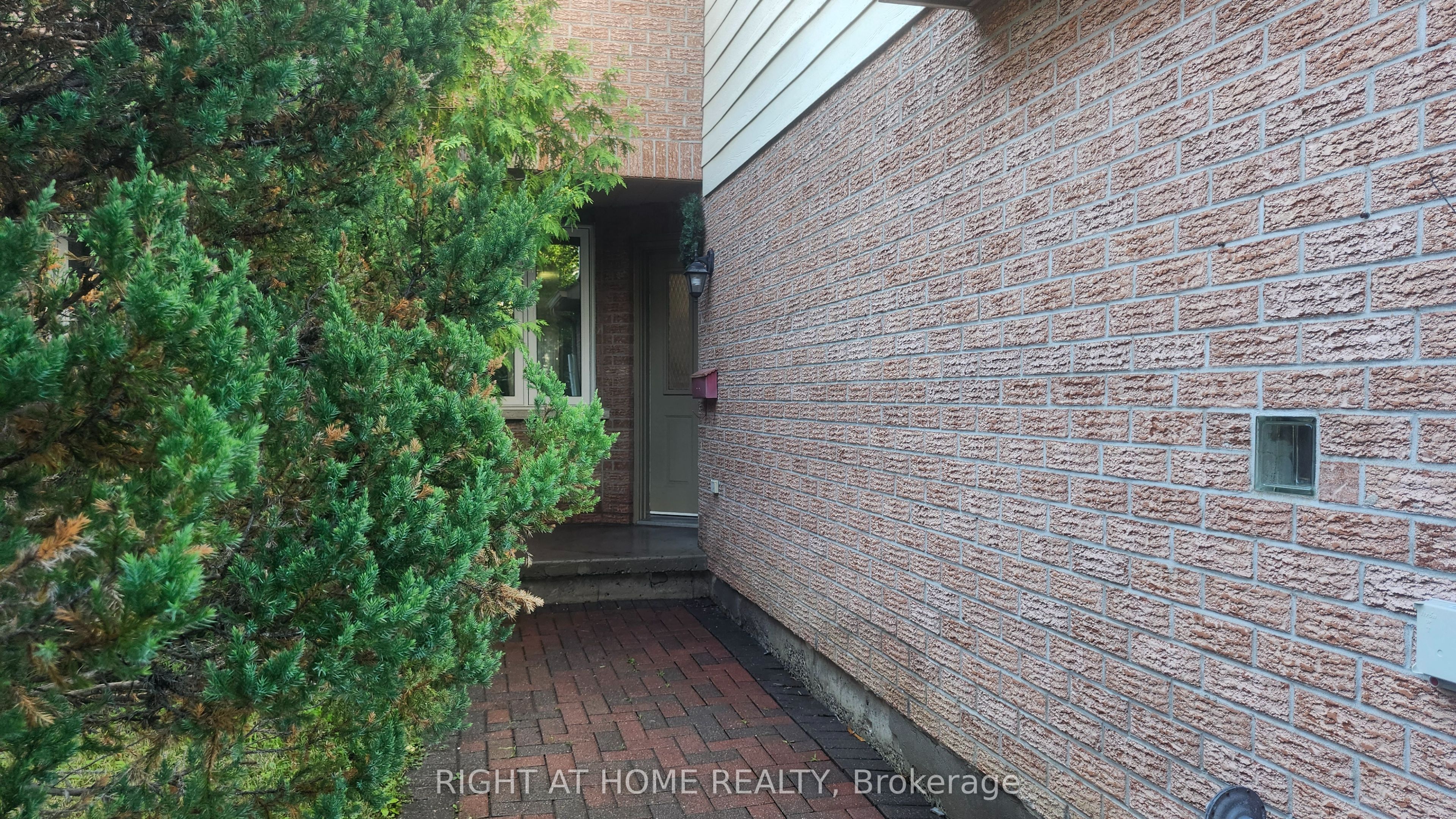 59 HAVENHURST Crescent, Hunt Club - South Keys and Area, ON K1T 3G5 photo 2