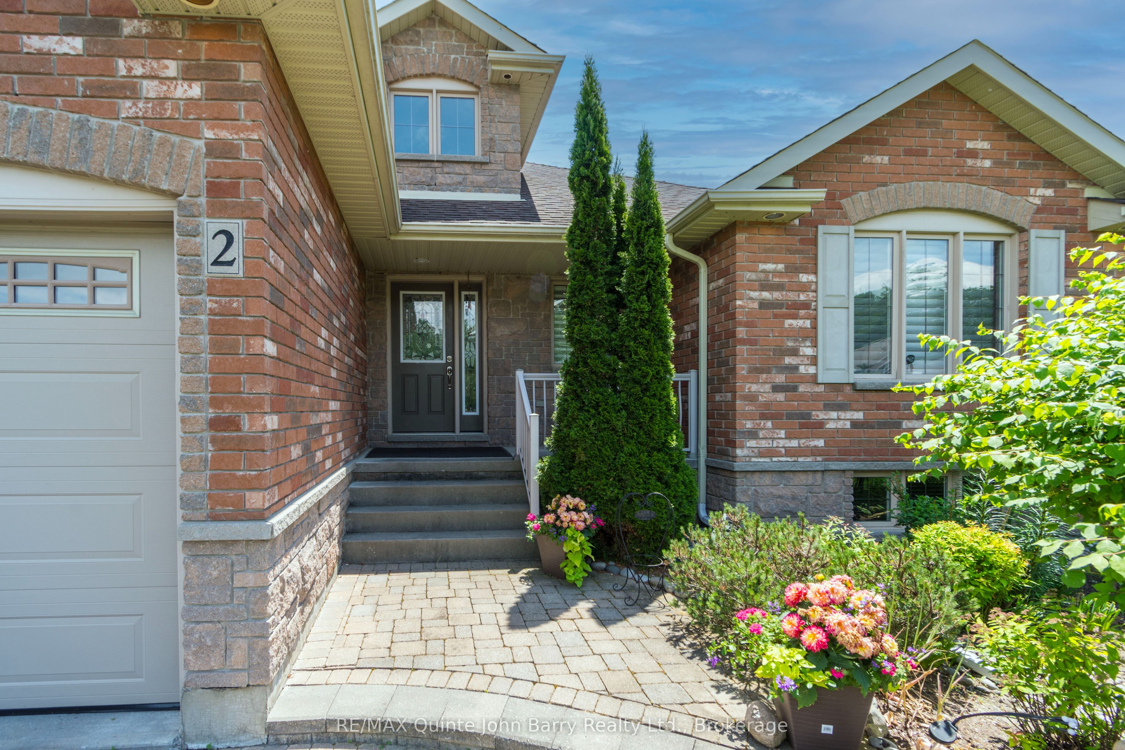 2 Pine Marsh Lane, Quinte West, ON K8V 0A5 photo 2
