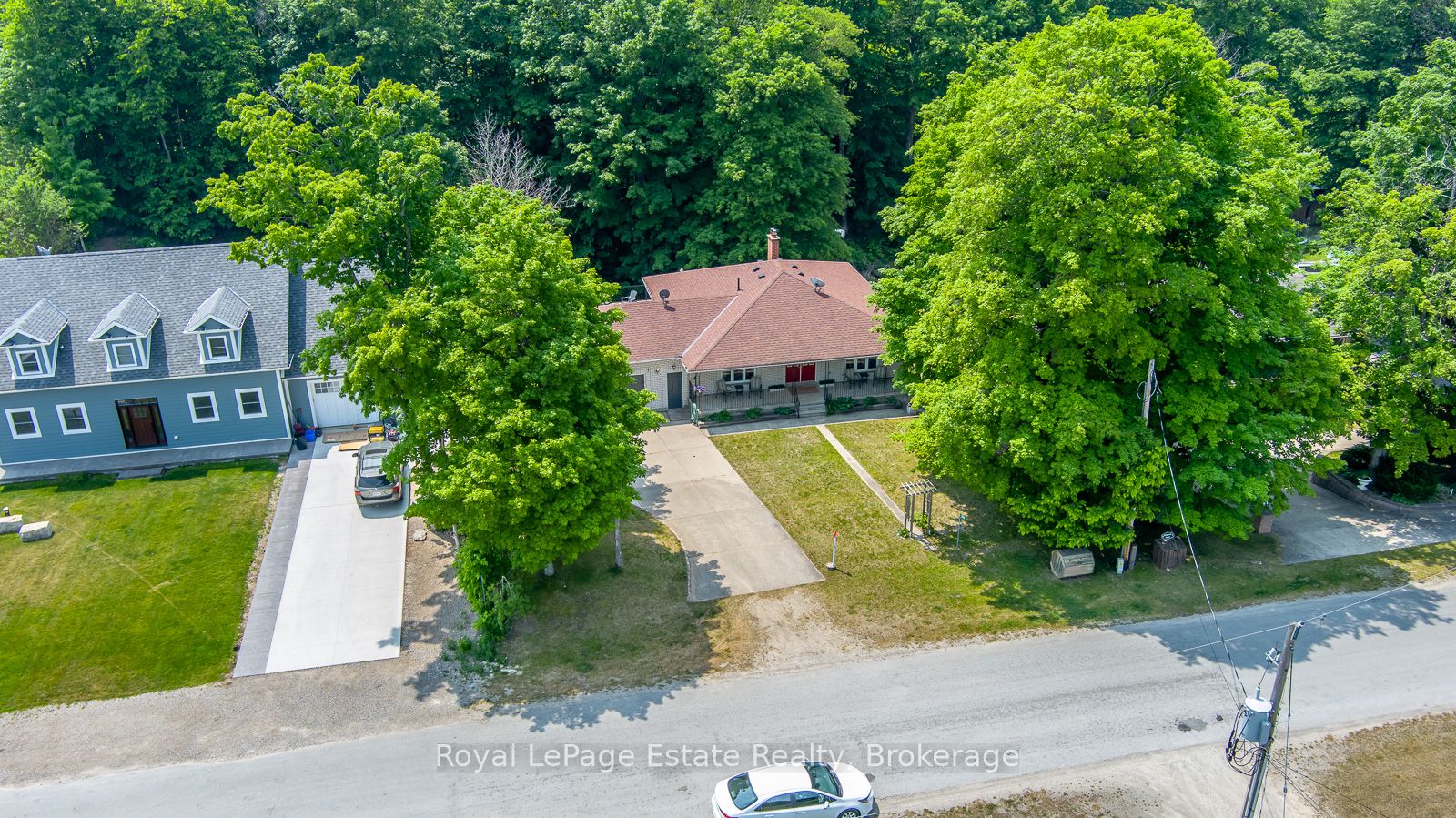 632 Bannister Drive, South Bruce Peninsula, ON N0H 2G0 photo 2