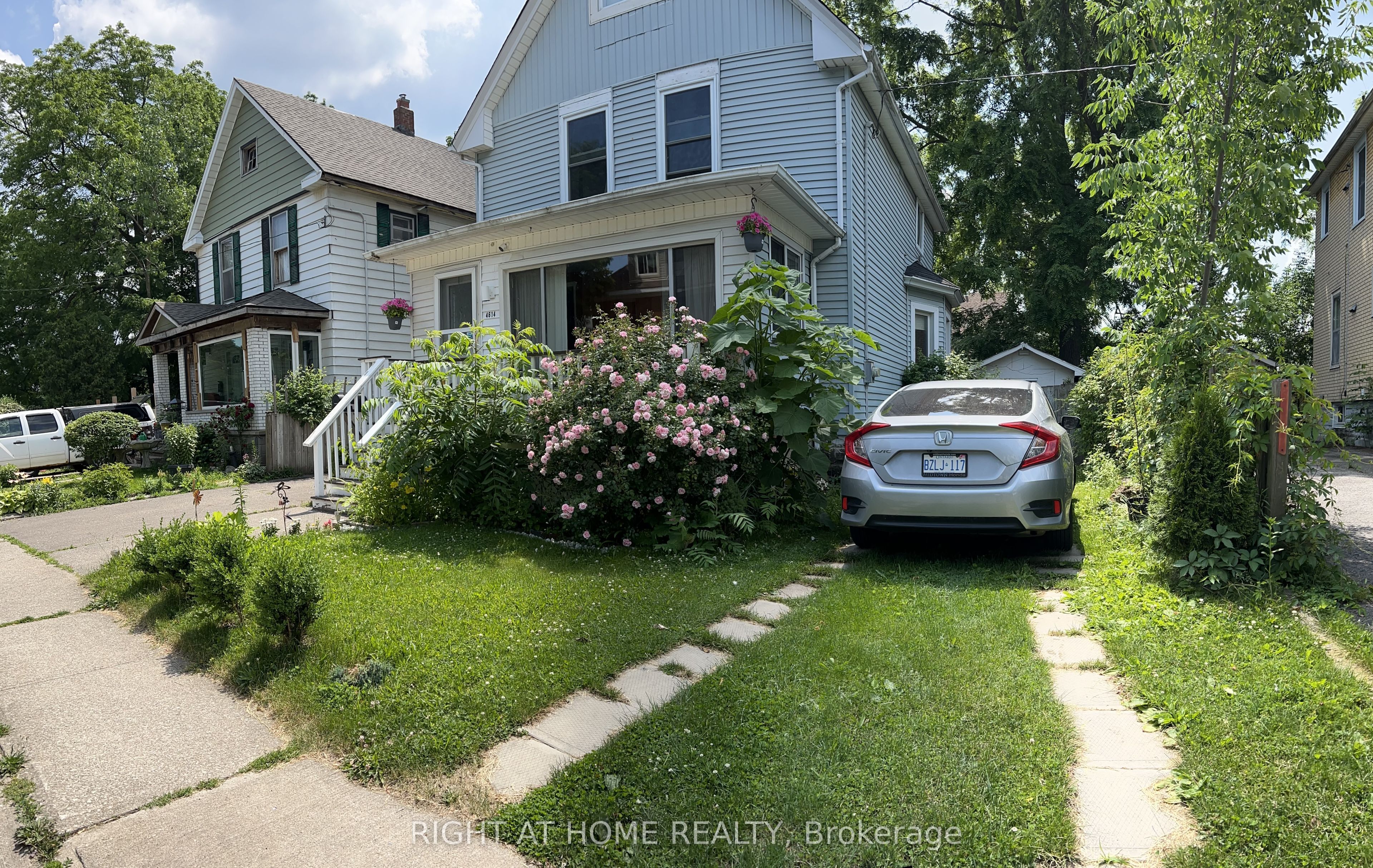 4614 EASTWOOD Crescent, Niagara Falls, ON L2E 1B3
