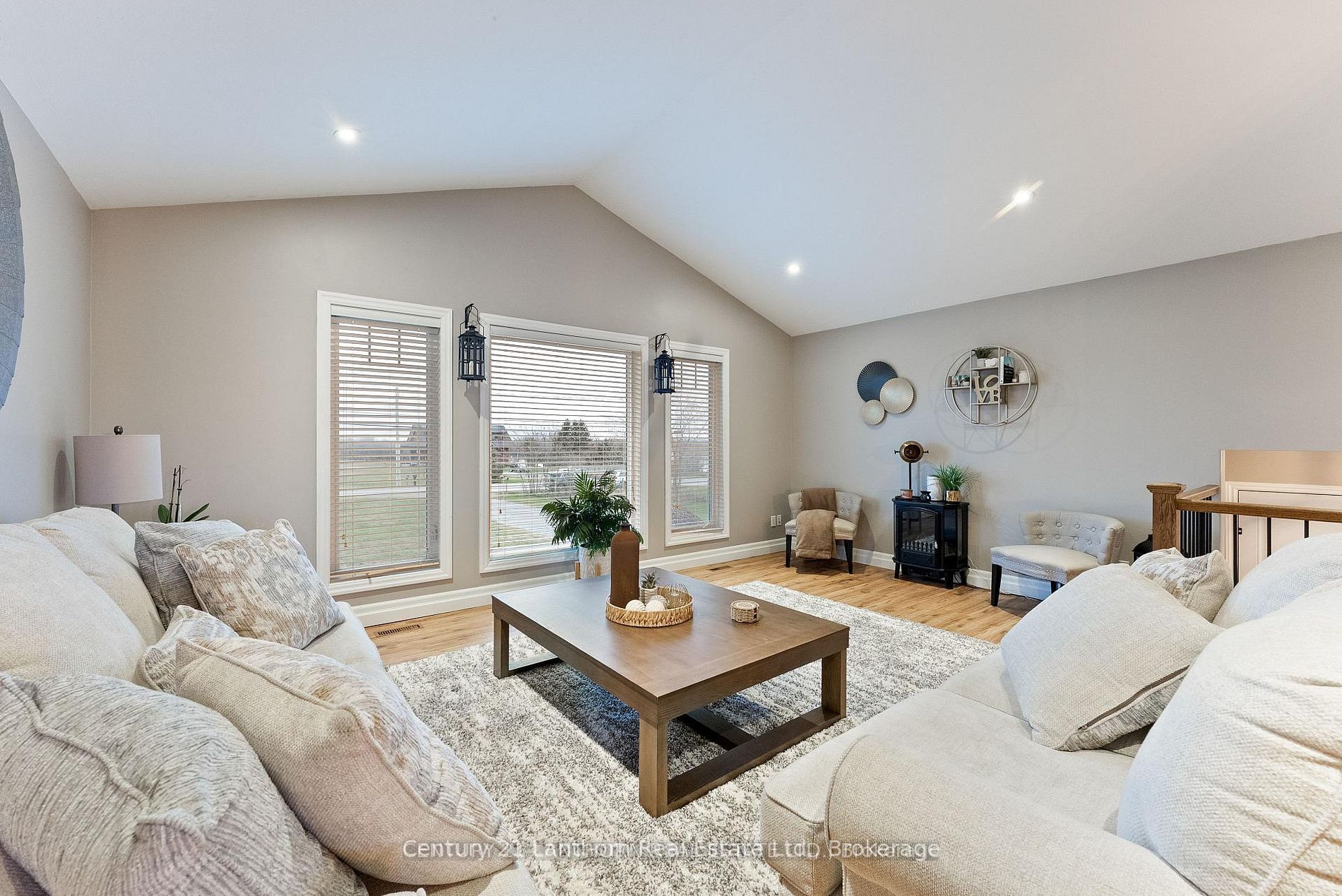 20846 Loyalist Parkway, Prince Edward County, ON K0K 1T0 photo 3