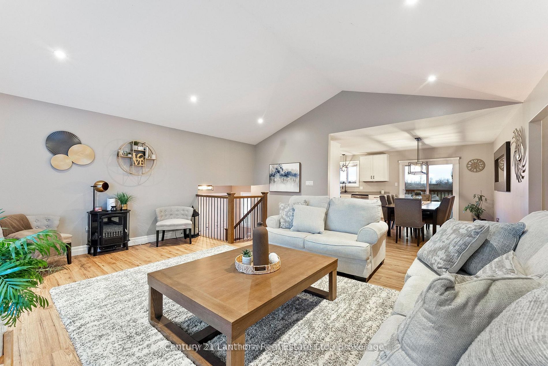 20846 Loyalist Parkway, Prince Edward County, ON K0K 1T0 photo 4