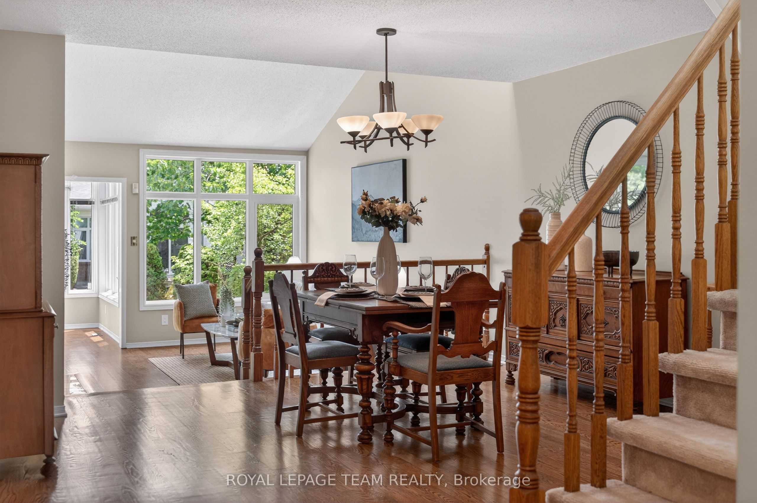6 Grand Cedar Court 31, Stittsville - Munster - Richmond, ON K2S 1C8 photo 3