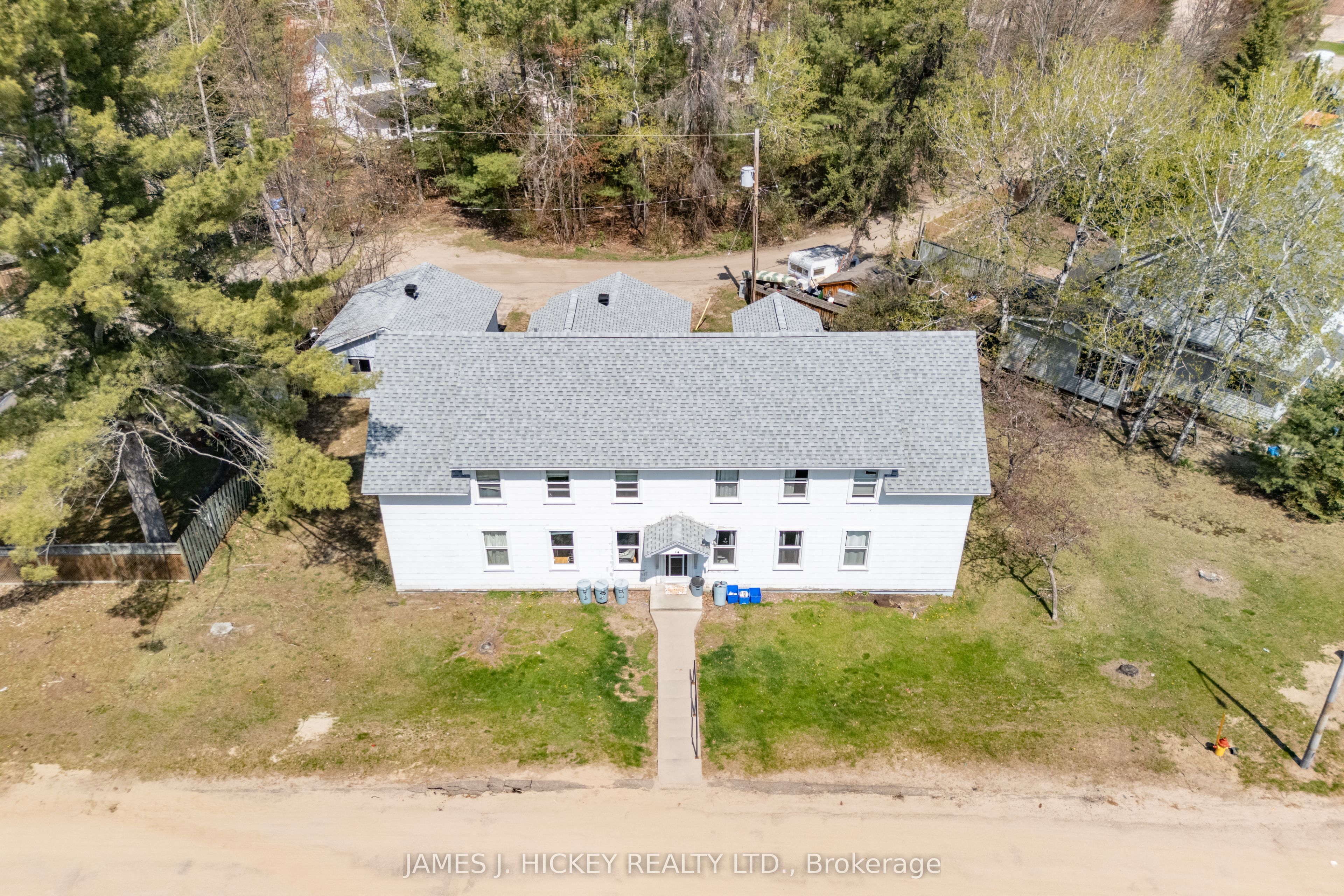 14 Huron Street, Deep River, ON K0J 1P0 photo 3