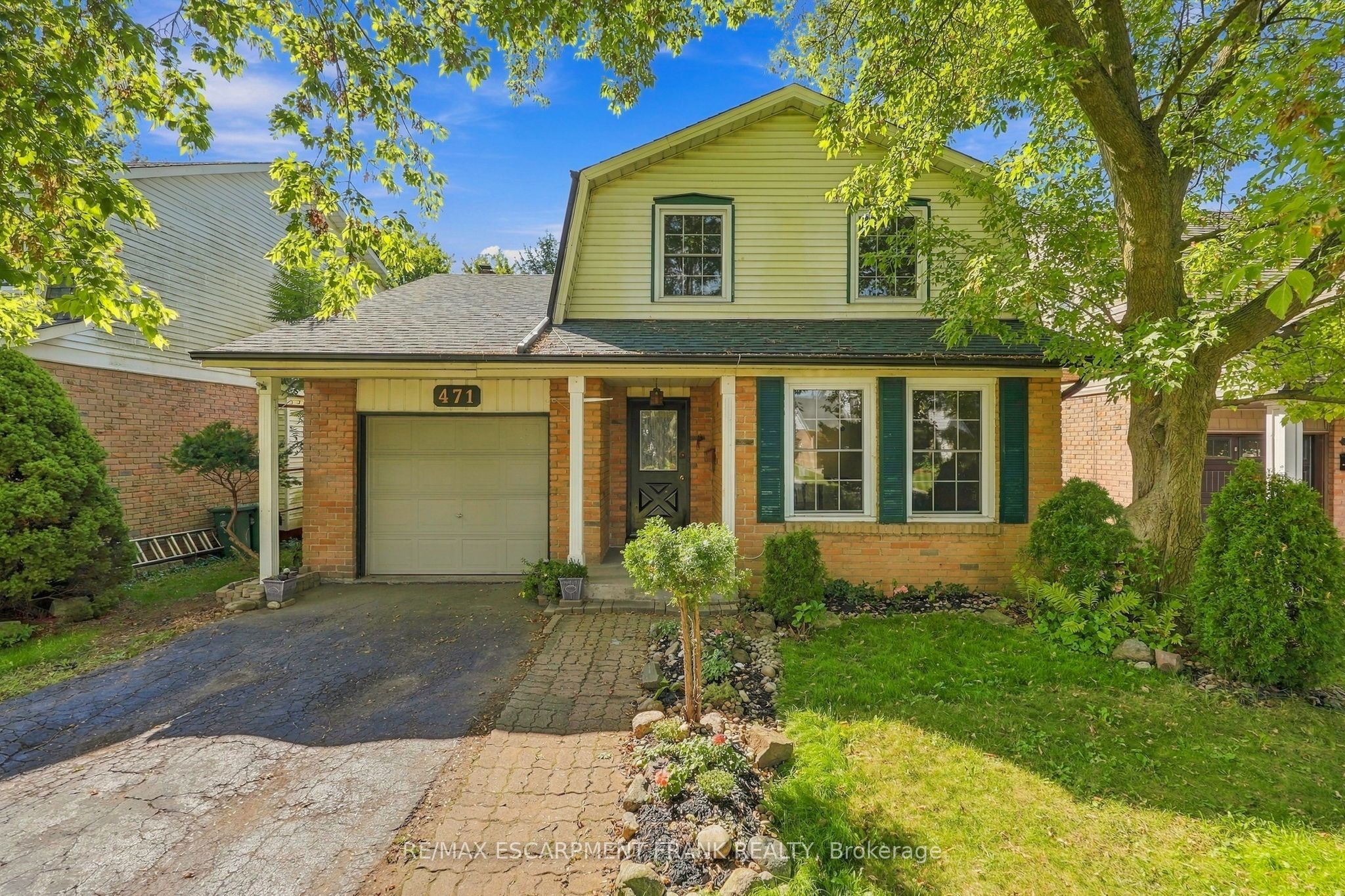 471 KNIGHTSBRIDGE Crescent, Hamilton, ON L9G 3S4