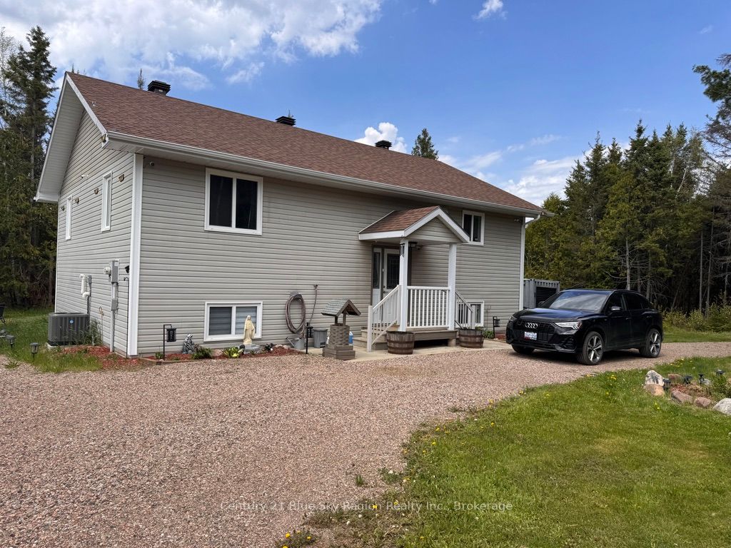 2161 Papineau Road, Papineau-Cameron, ON P0H 1V0 photo 2