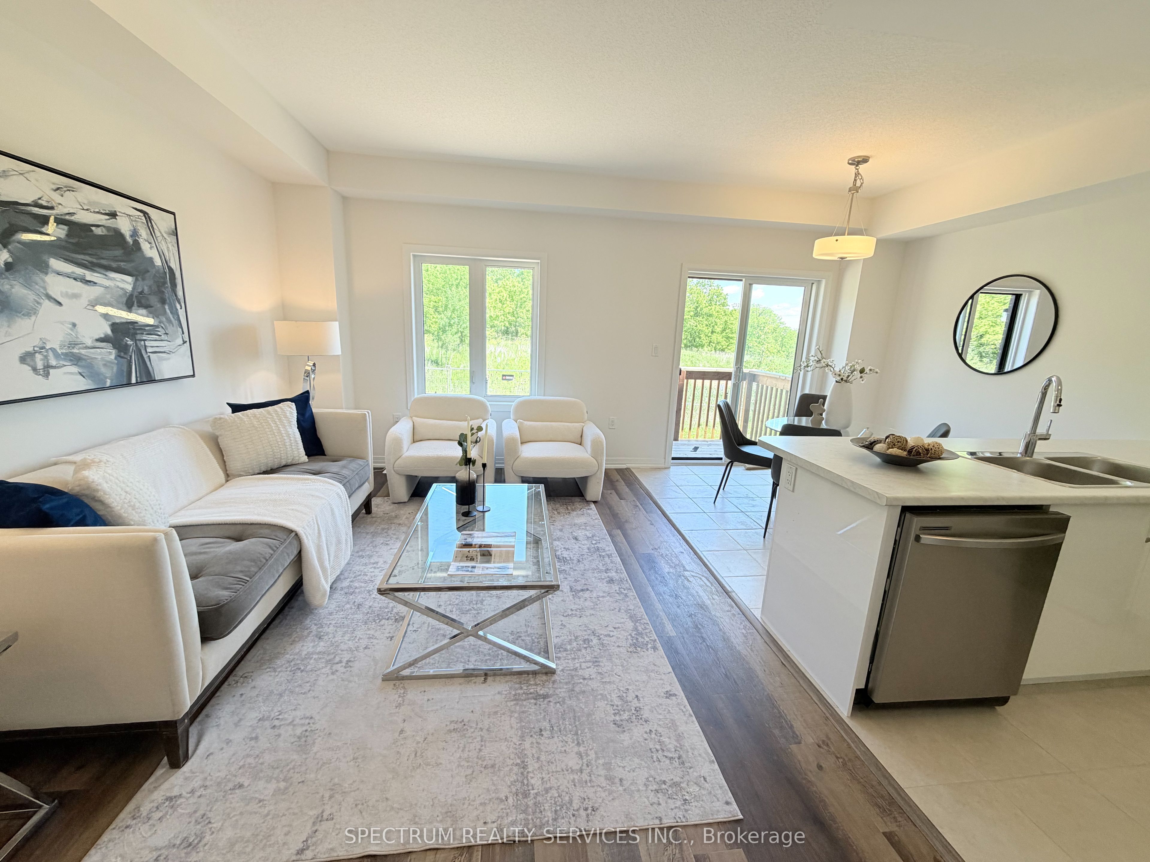 660 Colborne Street W 27, Brantford, ON N3T 0Y7 photo 4