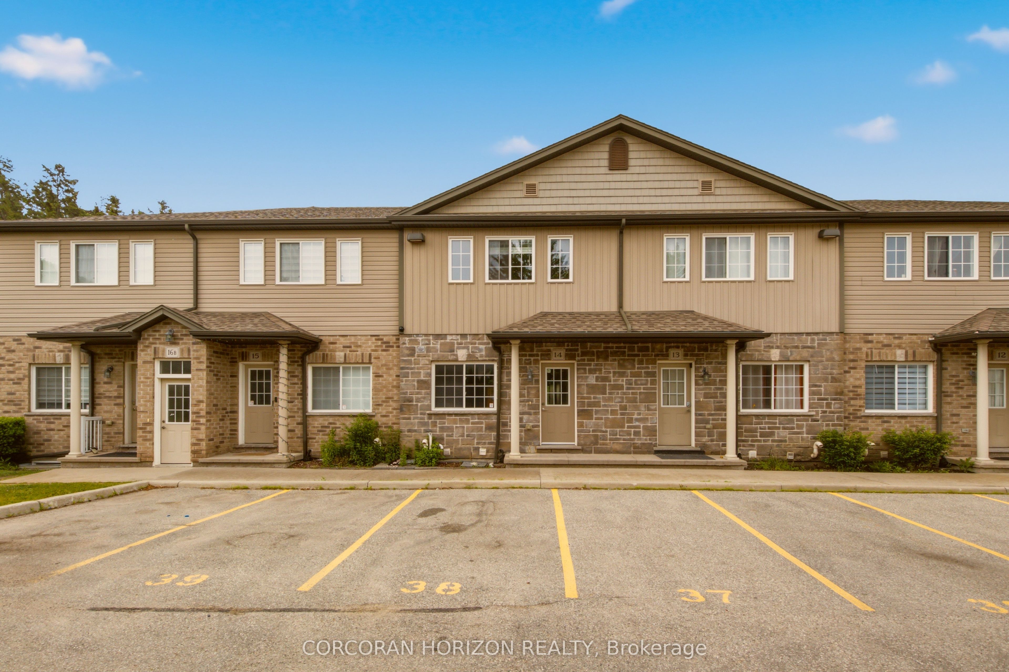 1180 Countrystone Drive 14, Kitchener, ON N2N 0B9 photo 3