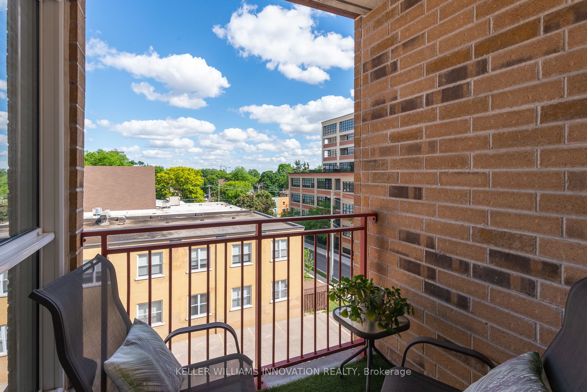20 ST GEORGE Street 508, Kitchener, ON N2G 2S7 photo 5
