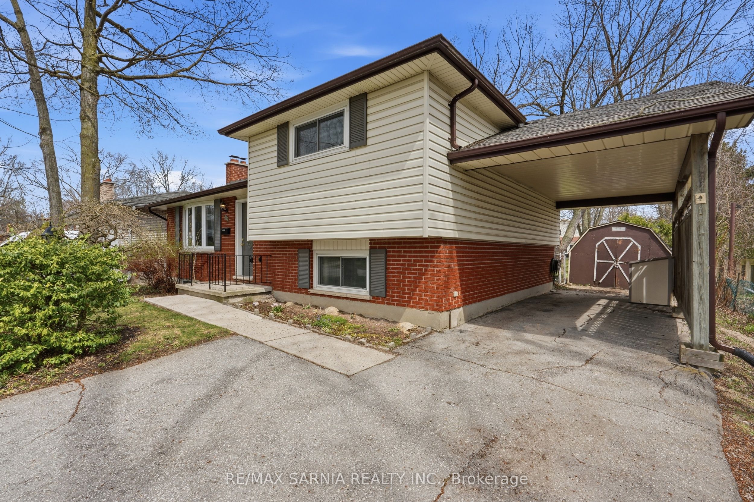 159 Estella Court, London South, ON N6J 3C5 photo 3
