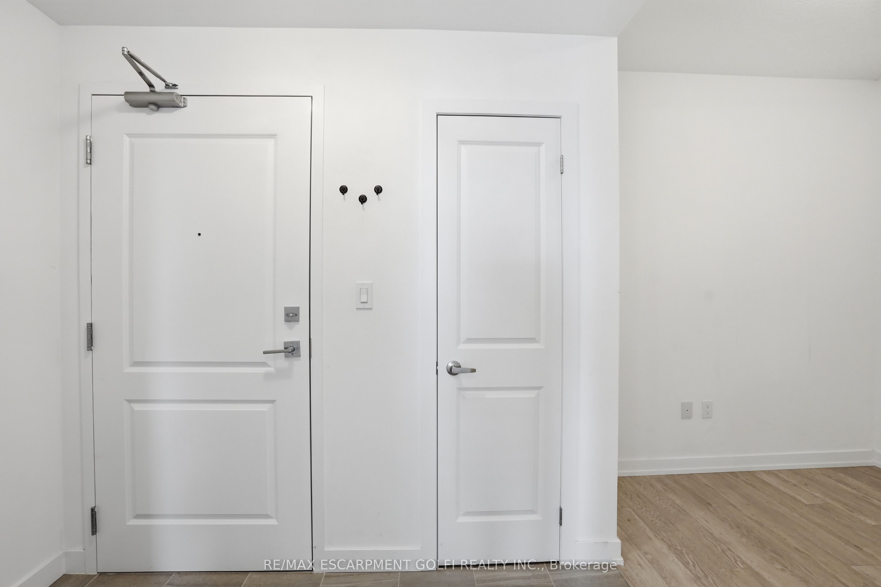 460 Dundas Street E 1008, Hamilton, ON L8B 2A5 photo 5