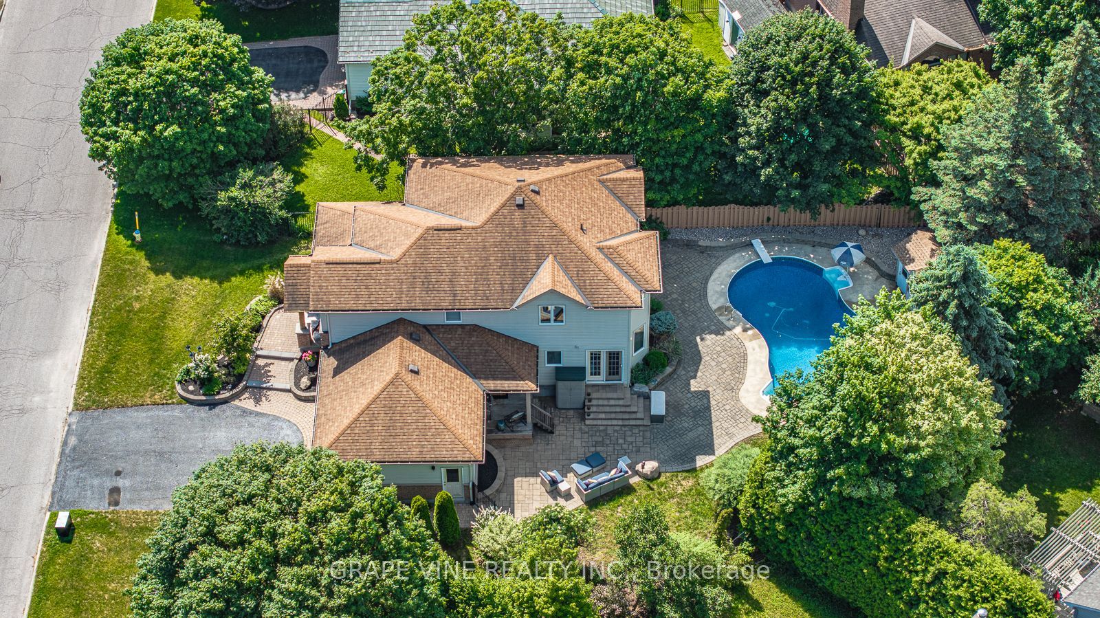 4 Carbery Drive, Stittsville - Munster - Richmond, ON K2S 1E3 photo 4