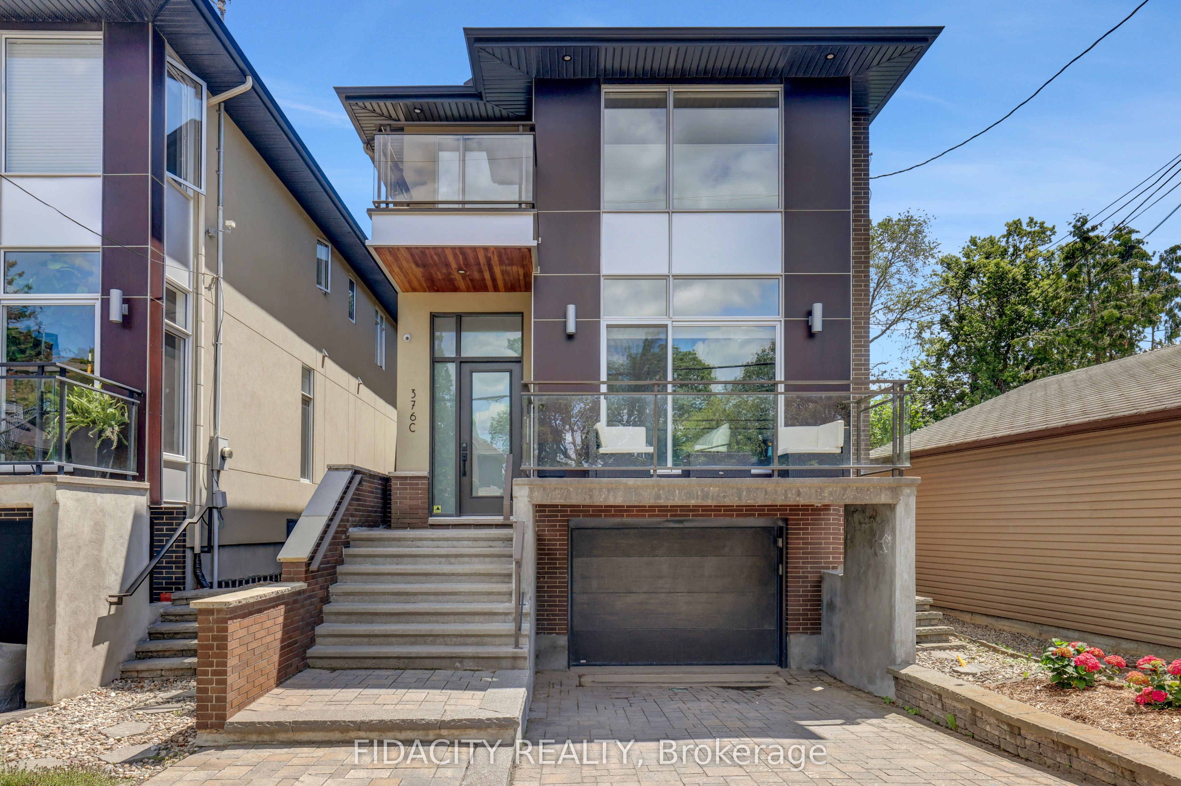 376 C Wilmont Avenue, Carlingwood - Westboro and Area, ON K2A 0B1 photo 2