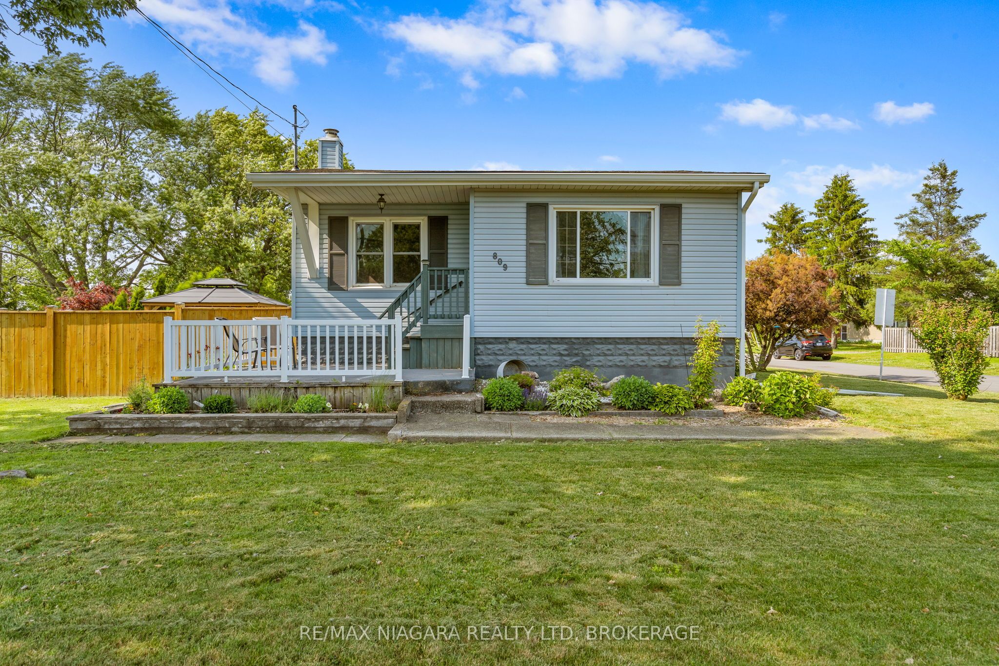 809 Broadway Avenue, Welland, ON L3C 5M9 photo 3