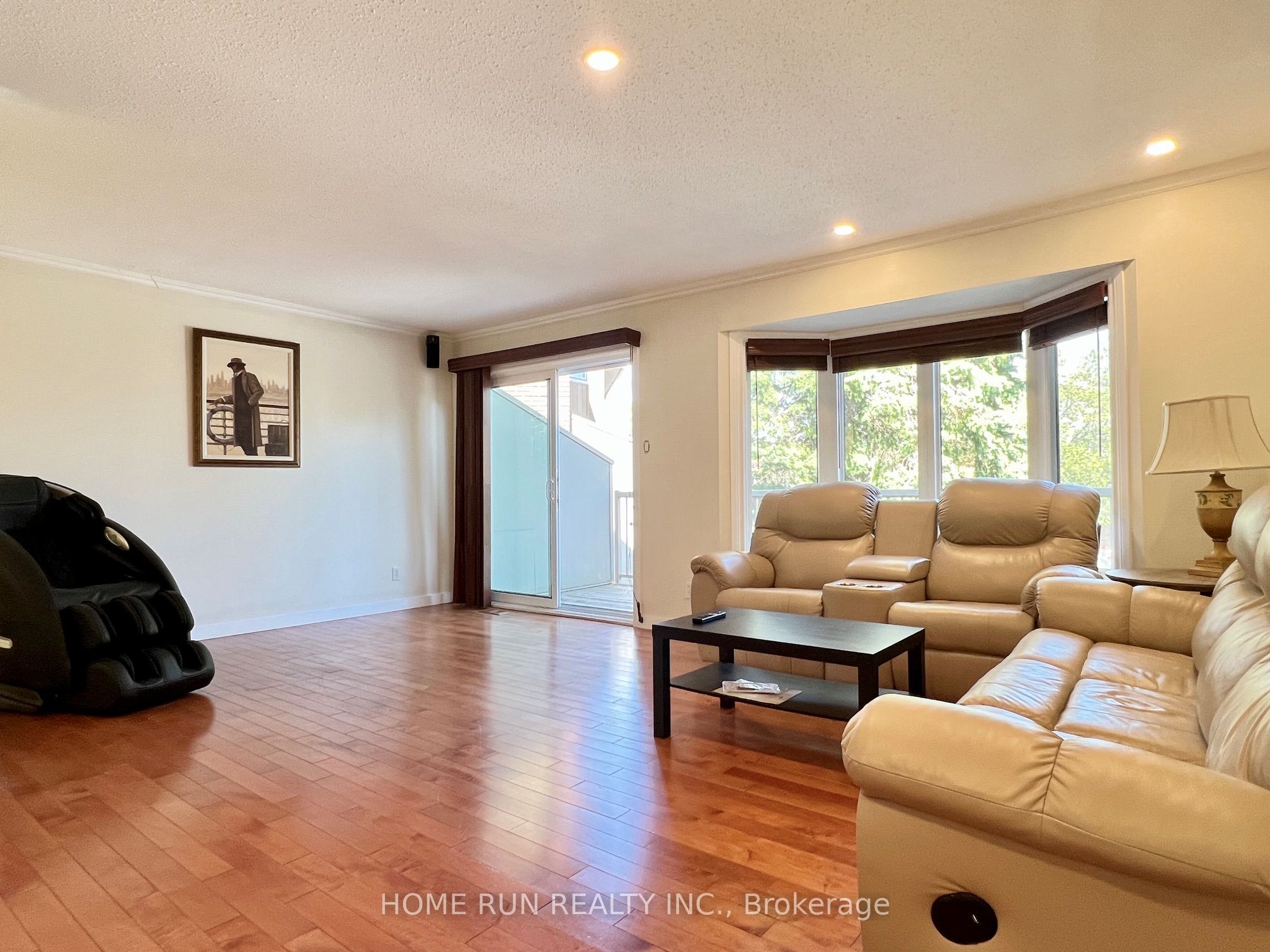 76 winbro Private, Hunt Club - Windsor Park Village and Area, ON K1V 0M6 photo 4