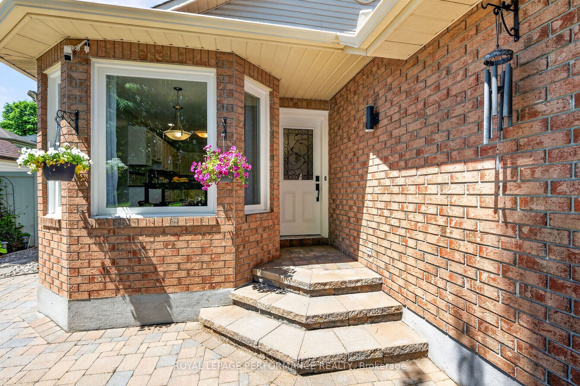 569 Princess Louise Drive, Orleans - Cumberland and Area, ON K4A 1Z1 photo 3