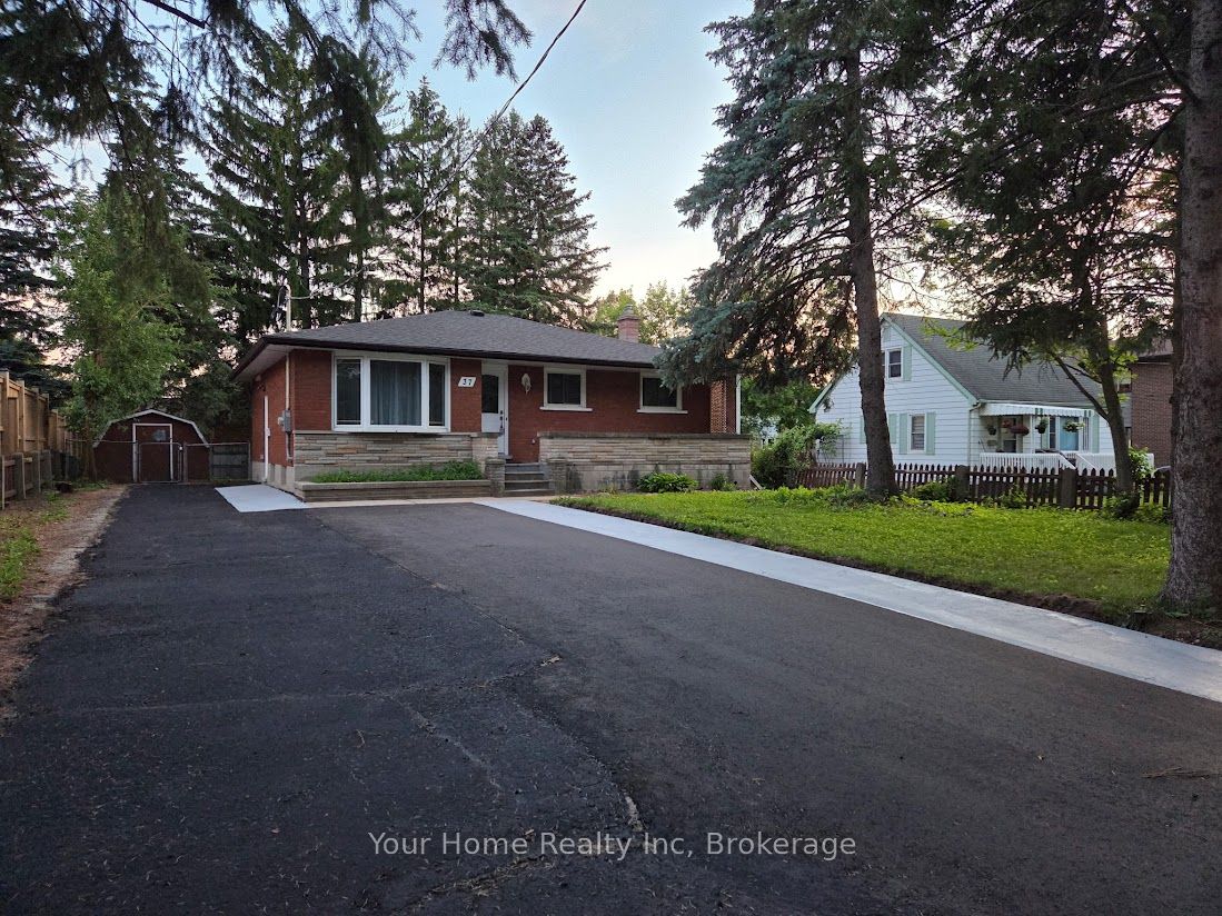37 E Rutherford Drive E Basement, Kitchener, ON N2A 1P8 photo 2