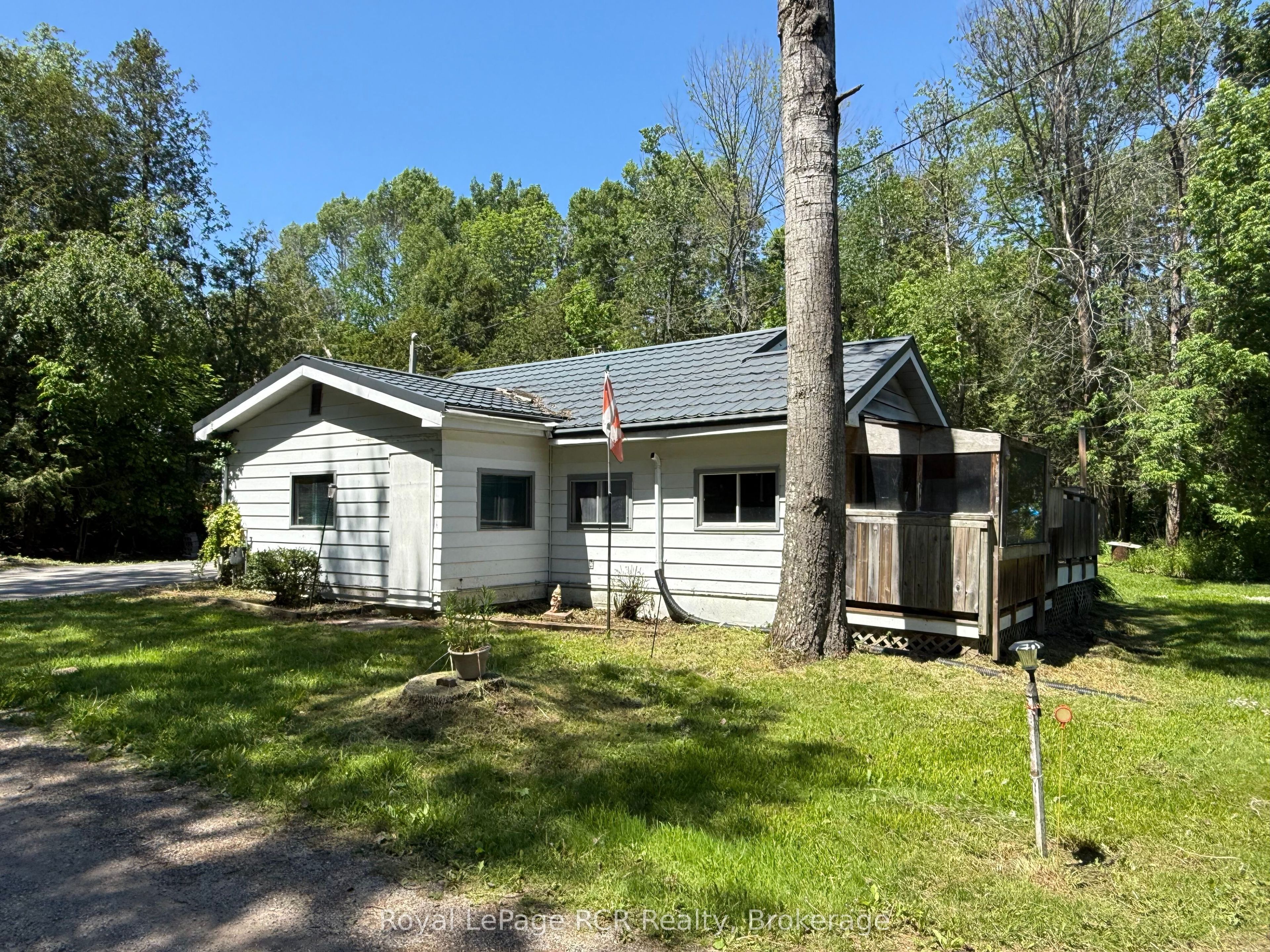 105 Washington Avenue, Georgian Bluffs, ON N4K 5N4 photo 3