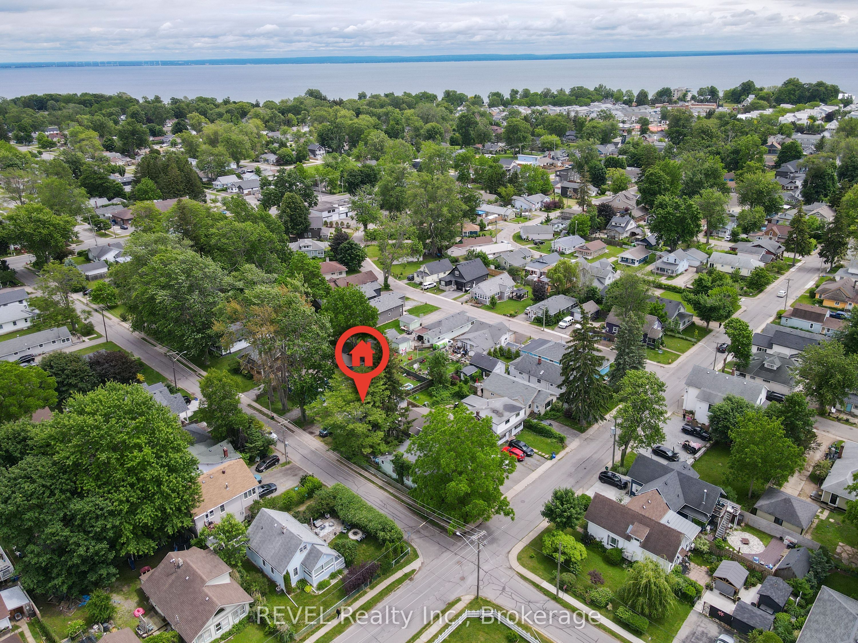 3921 Victoria Road, Fort Erie, ON L0S 1B0 photo 2