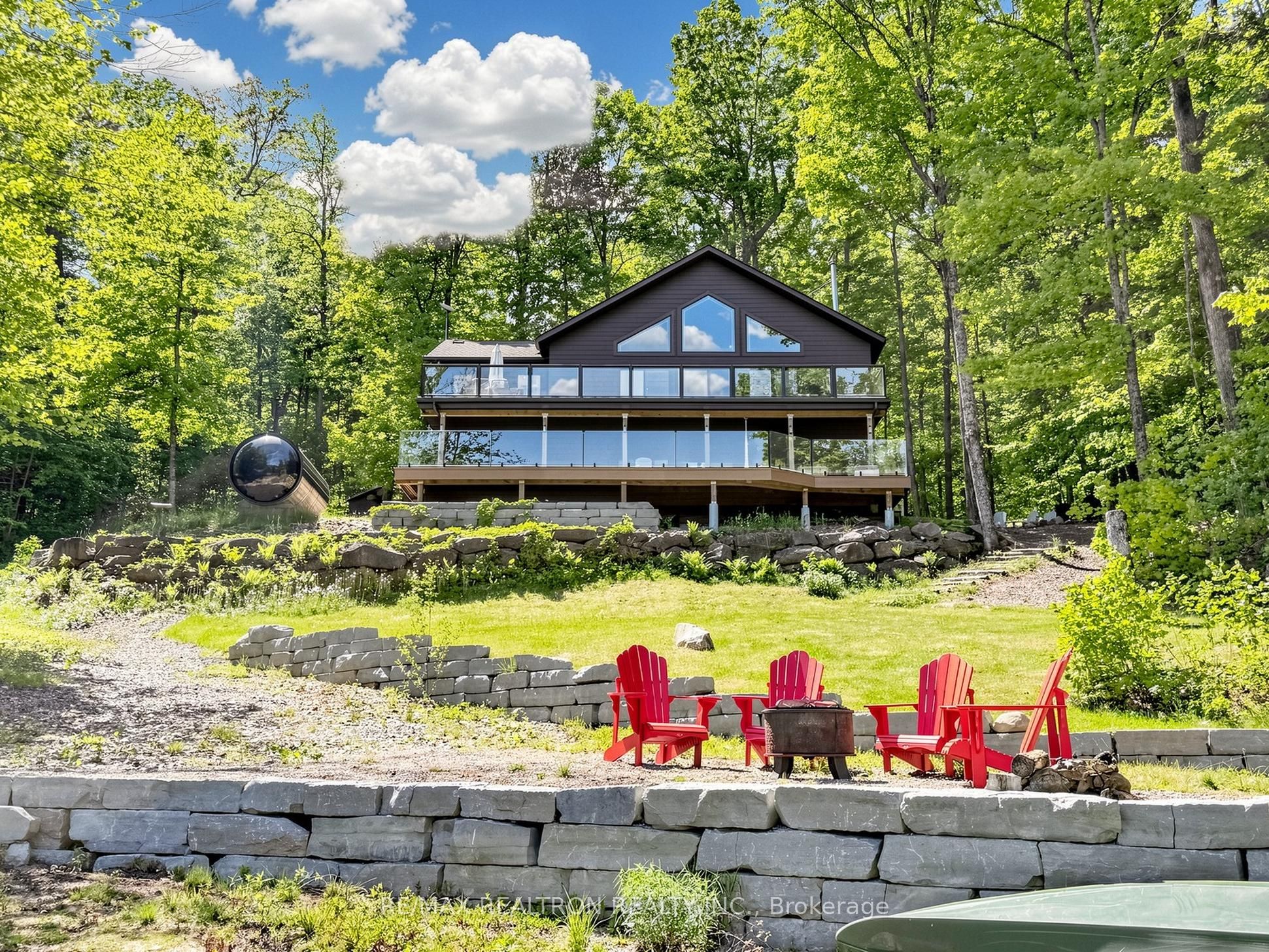 1575 Rugged Lane, Minden Hills, ON K0M 2K0 photo 2