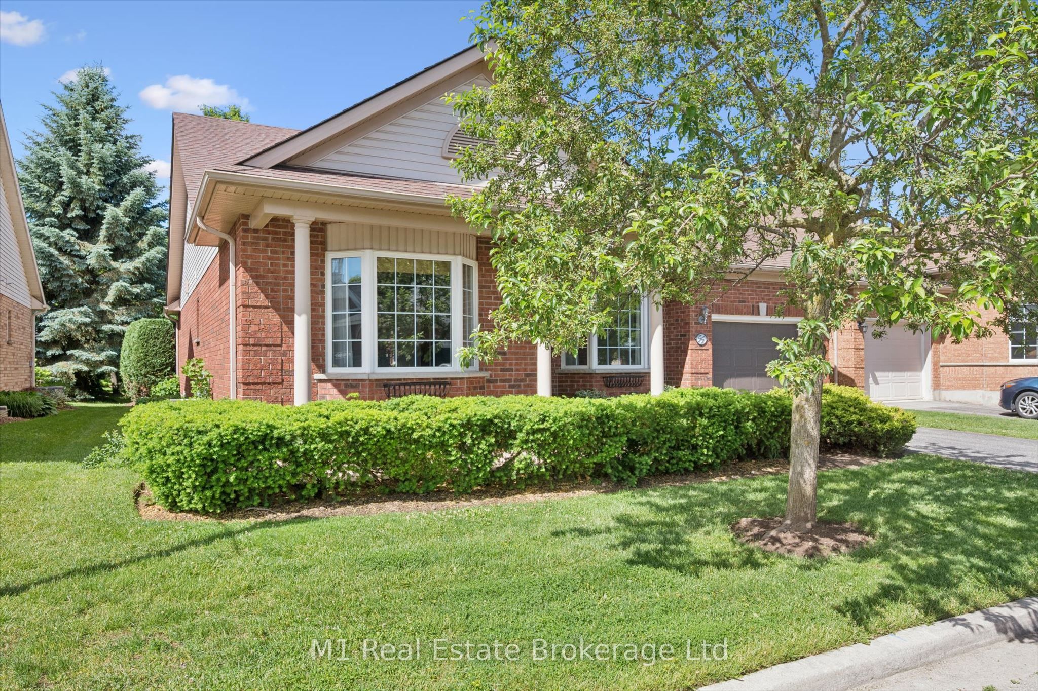 55 Honeysuckle Drive, Guelph, ON N1G 4X7 photo 4