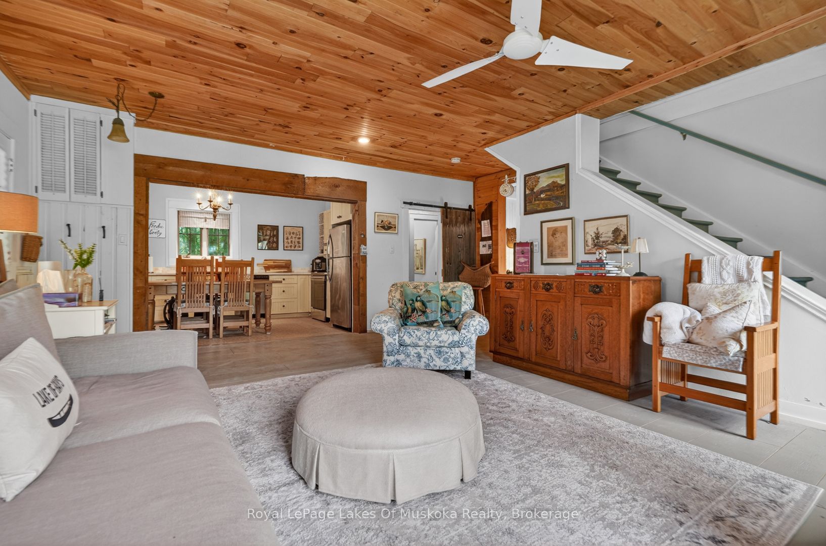 4 Spruce Street E, Lake of Bays, ON P0B 1A0 photo 5